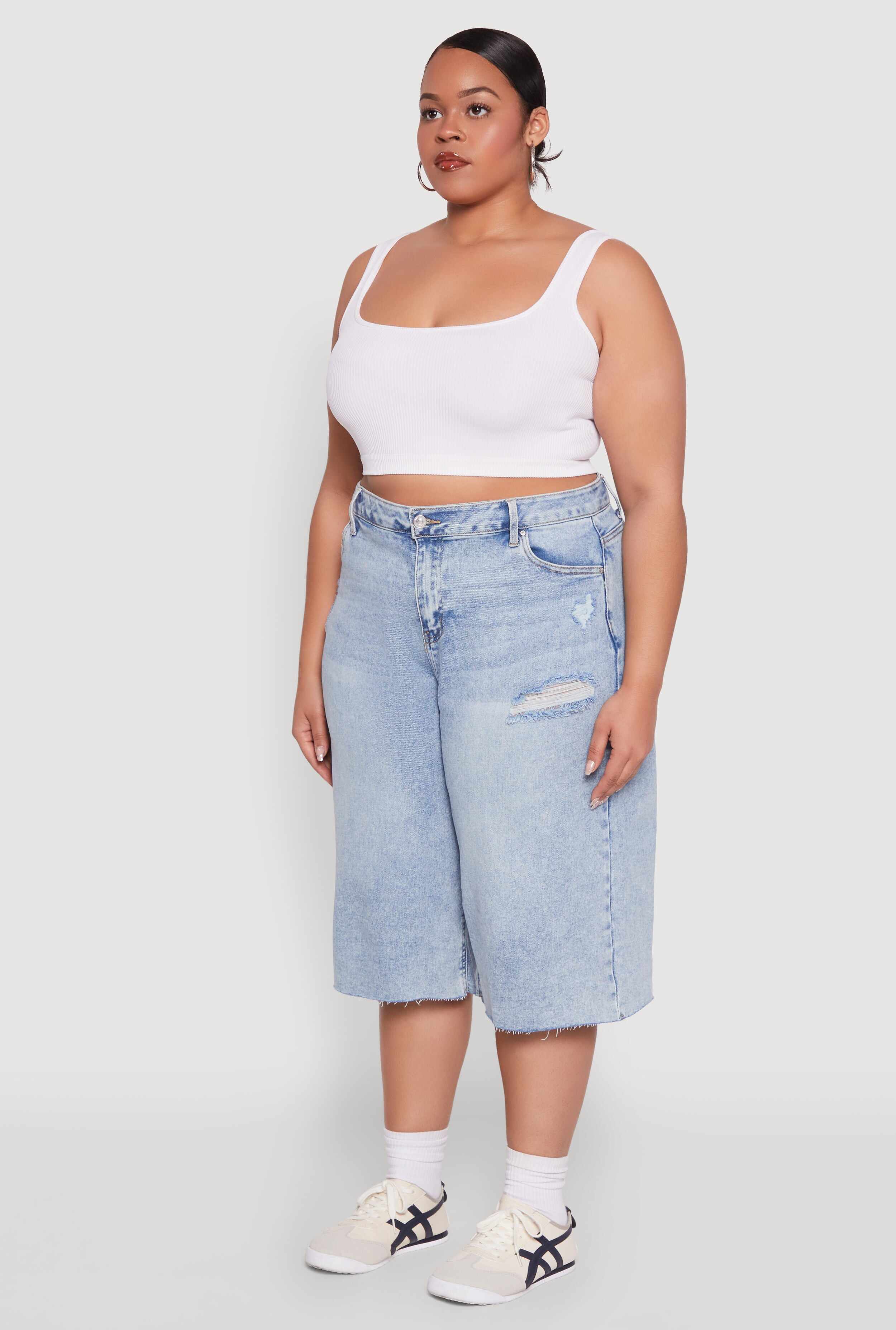 Plus Size Raw Hem Distressed Jorts