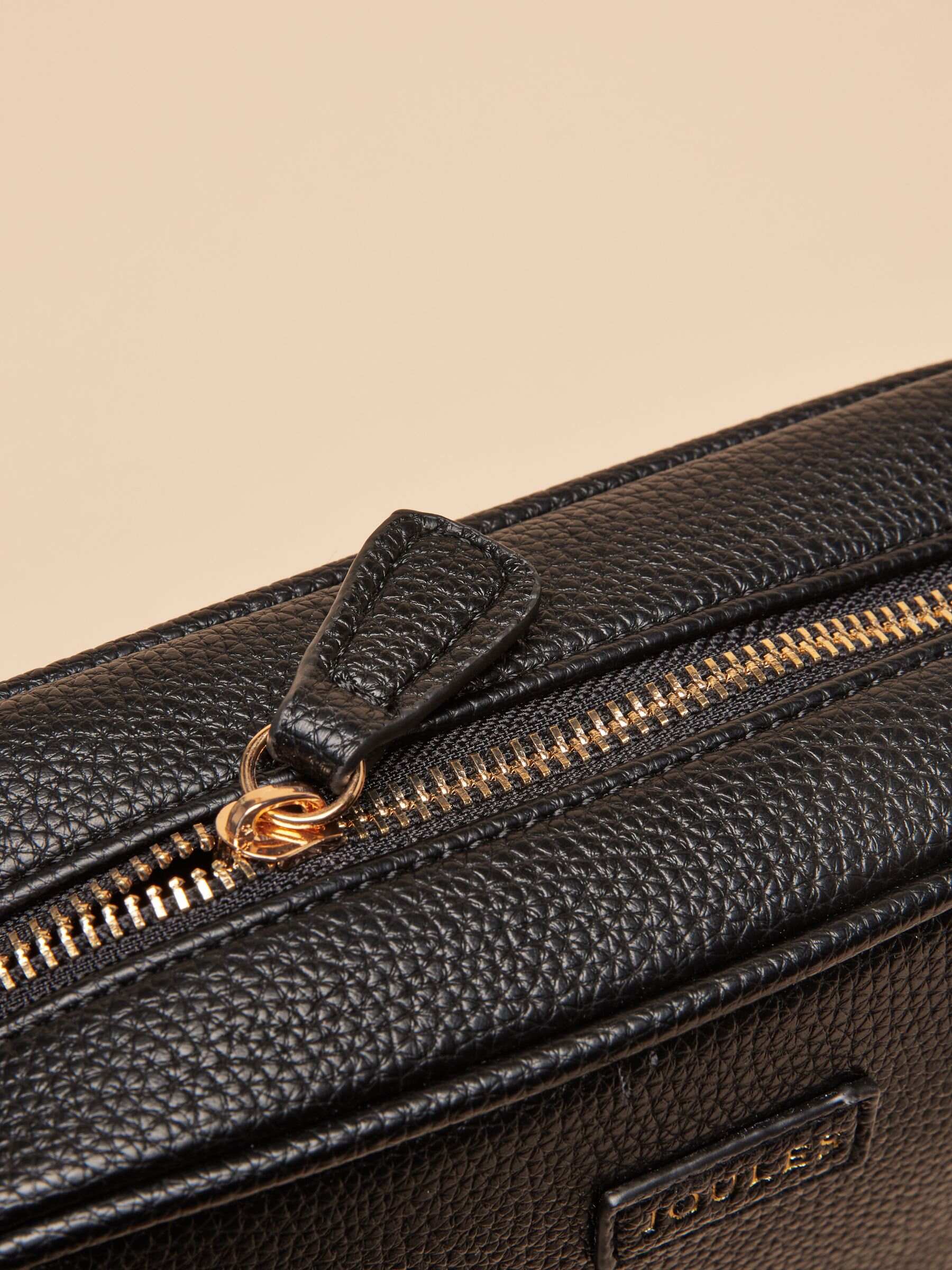 Trent Pink Cross Body Bag