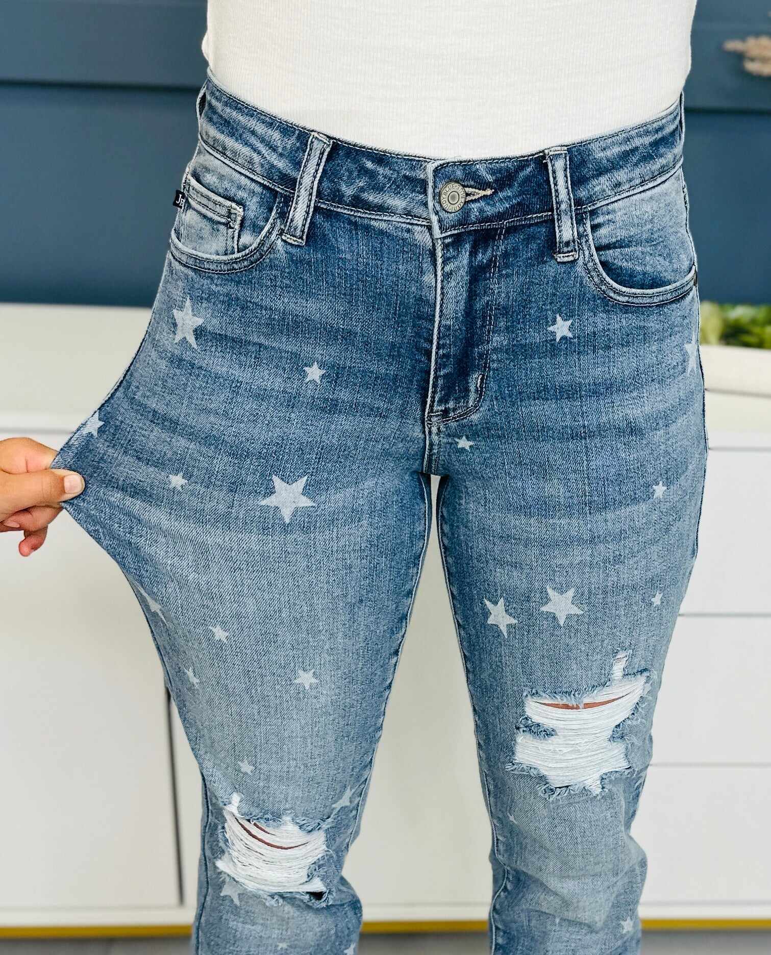 REG/CURVY Be My Lucky Star Cuffed Boyfriend Jeans