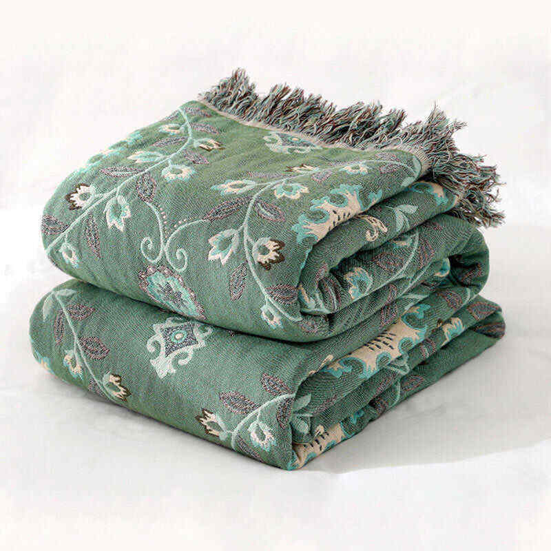 Retro Cotton Gauze Reversible Tassel Quilt