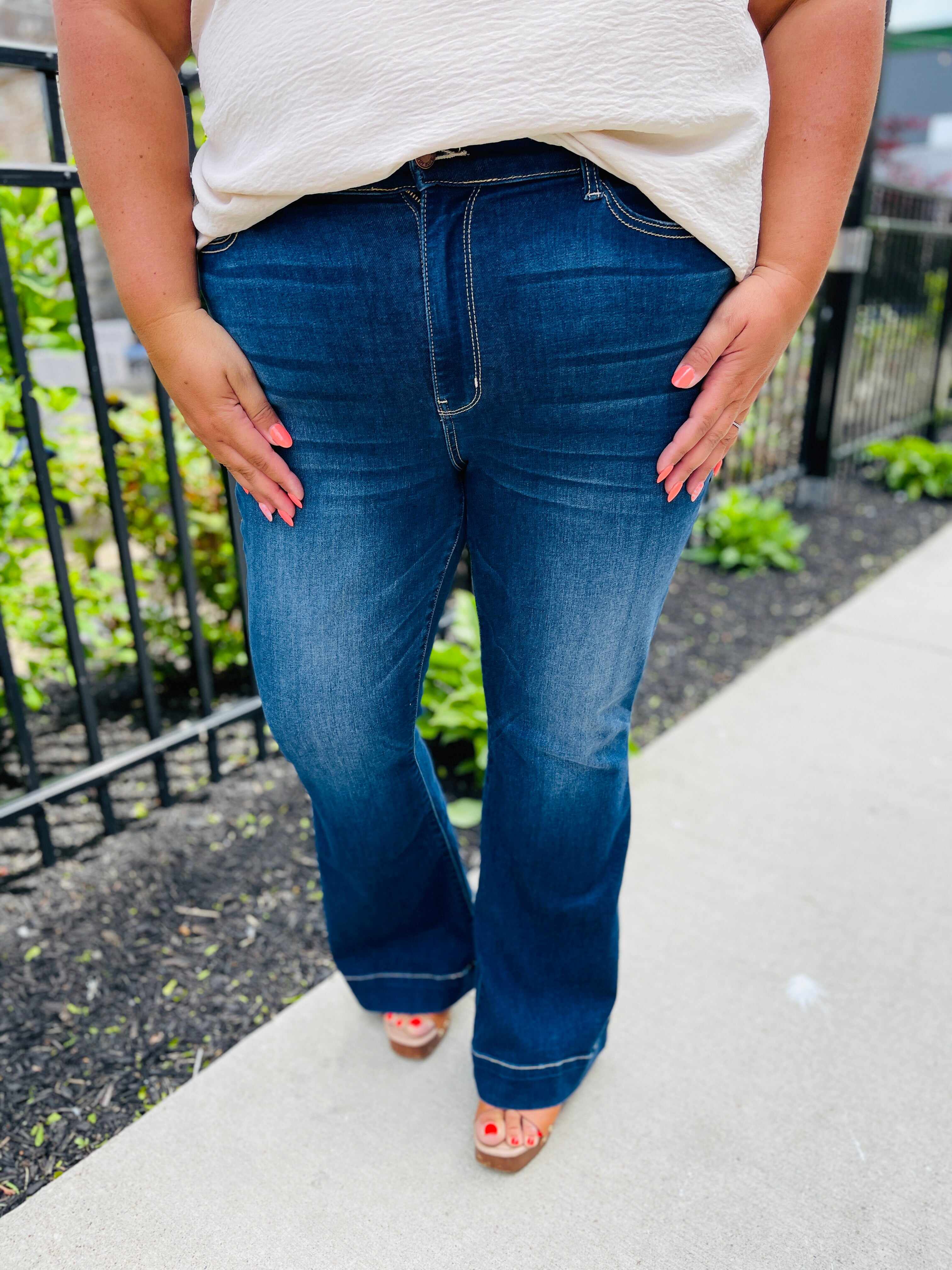 RESTOCK! Plus/Reg Hi-Rise Rare Find Flare Trousers