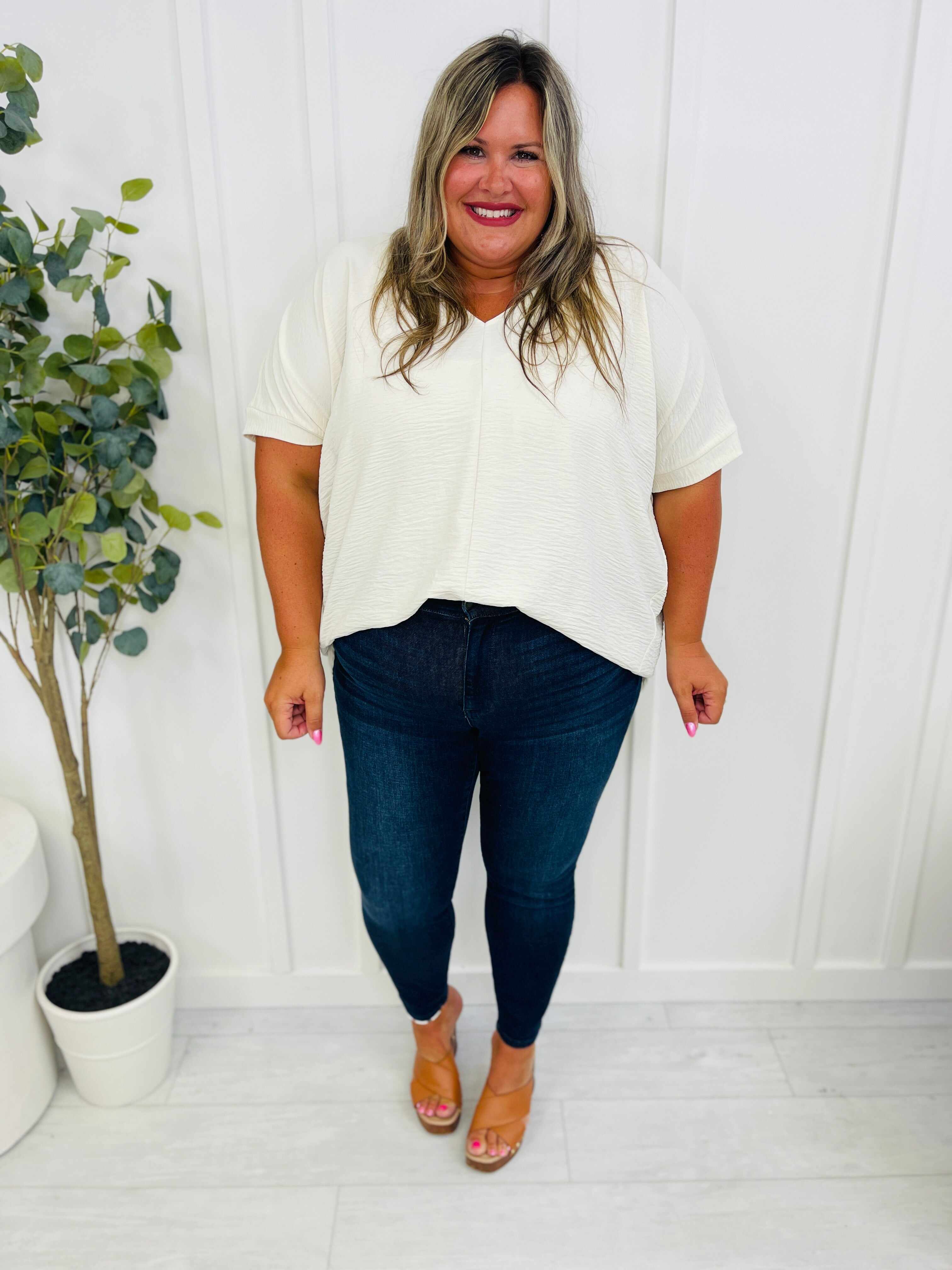 REG/CURVY Dreamland Midrise Skinny Jeans Best Selling