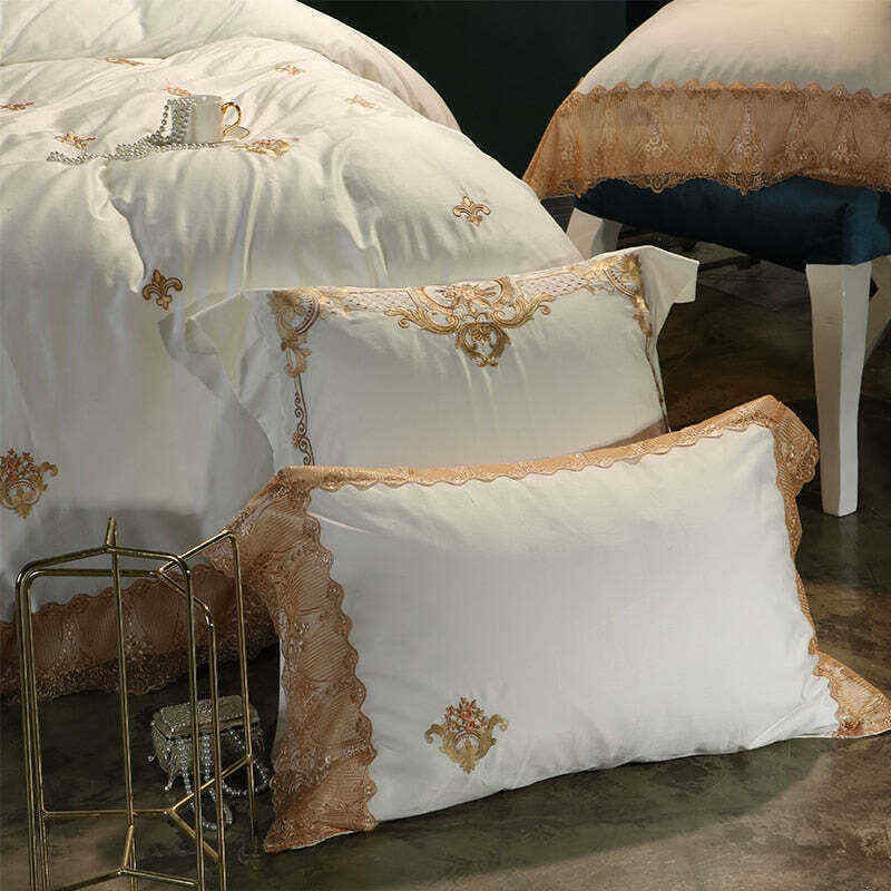 Cushy Spot Luxury Bedding Set