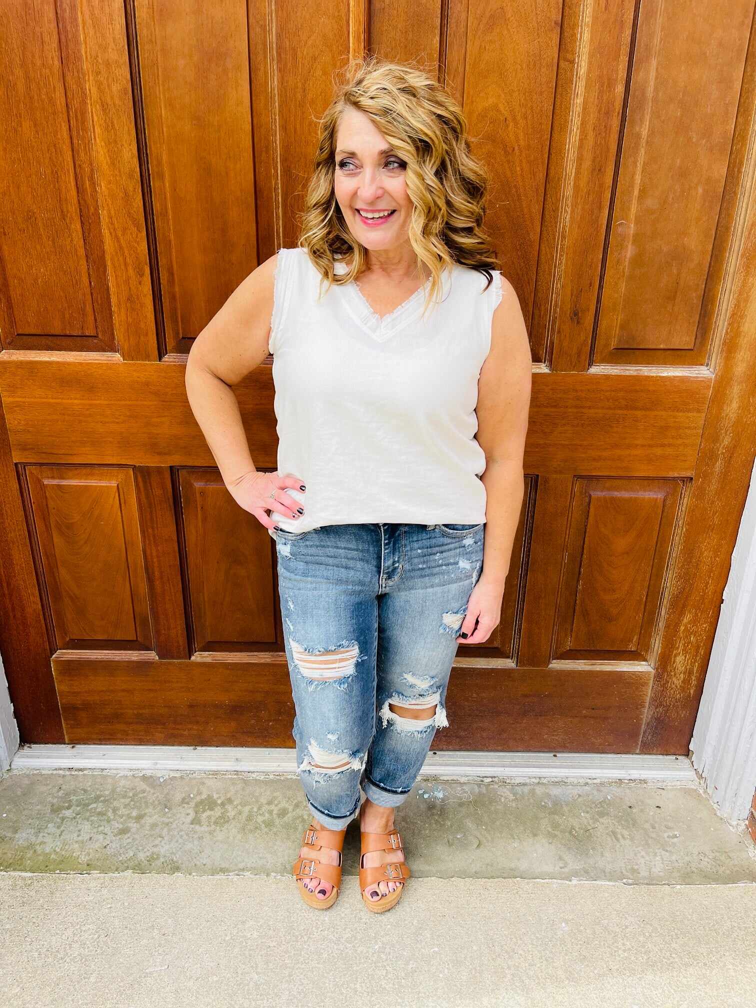 Restock! REG/CURVY Somewhere On a Bleach Mid Rise Boyfriend Jeans