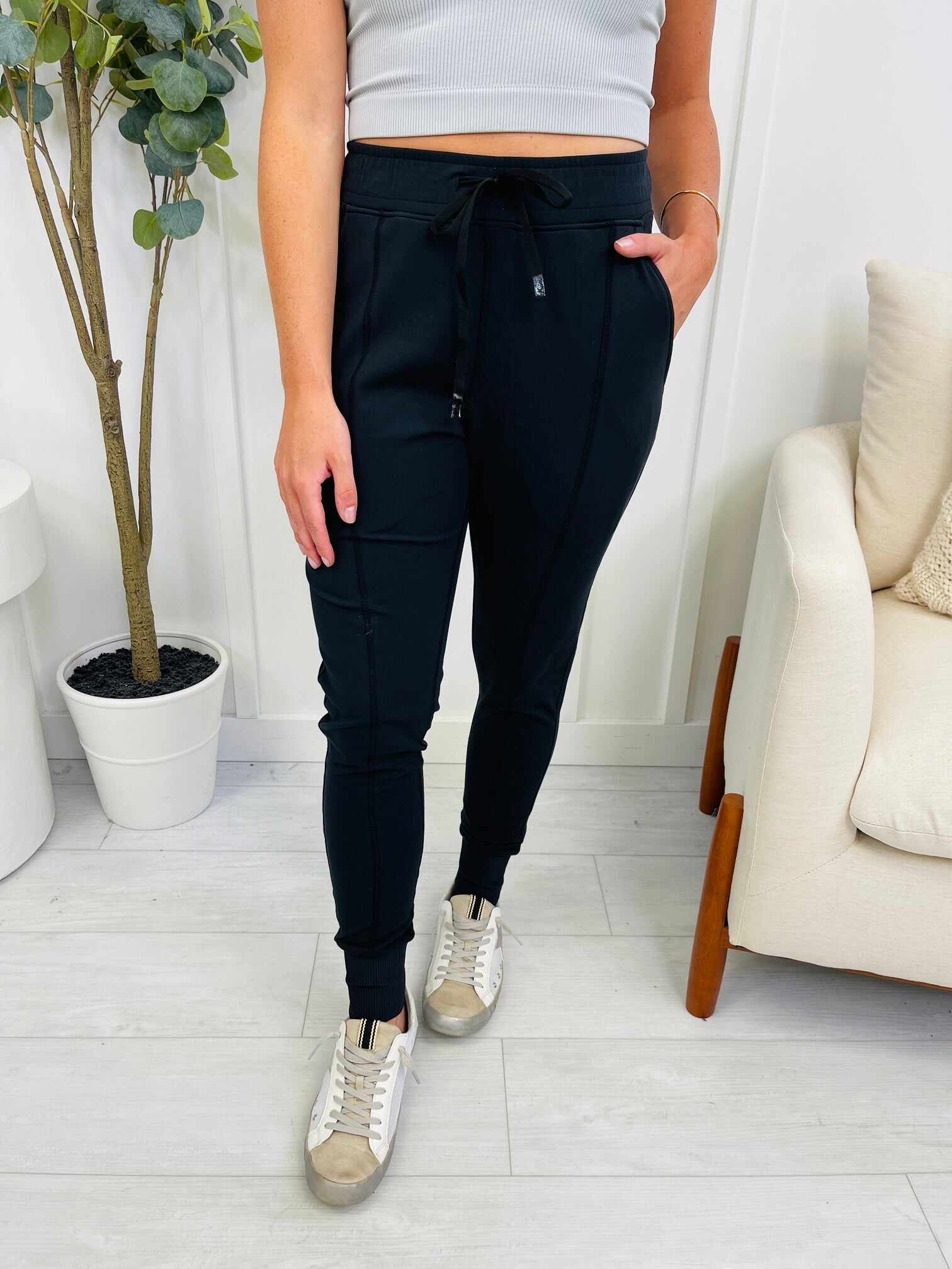 REG/CURVY Made It Here Joggers