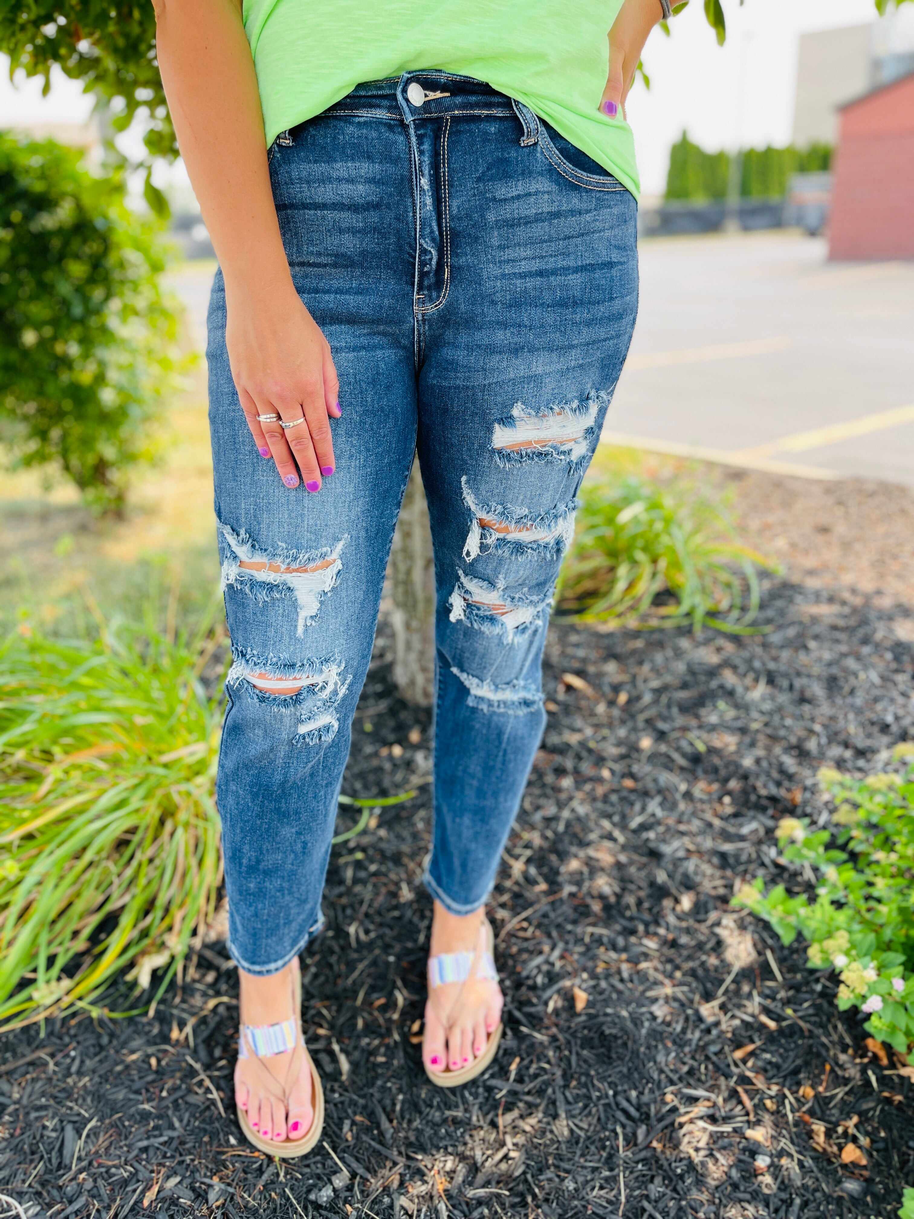Plus/Reg Stretch it Out Boyfriend Jeans