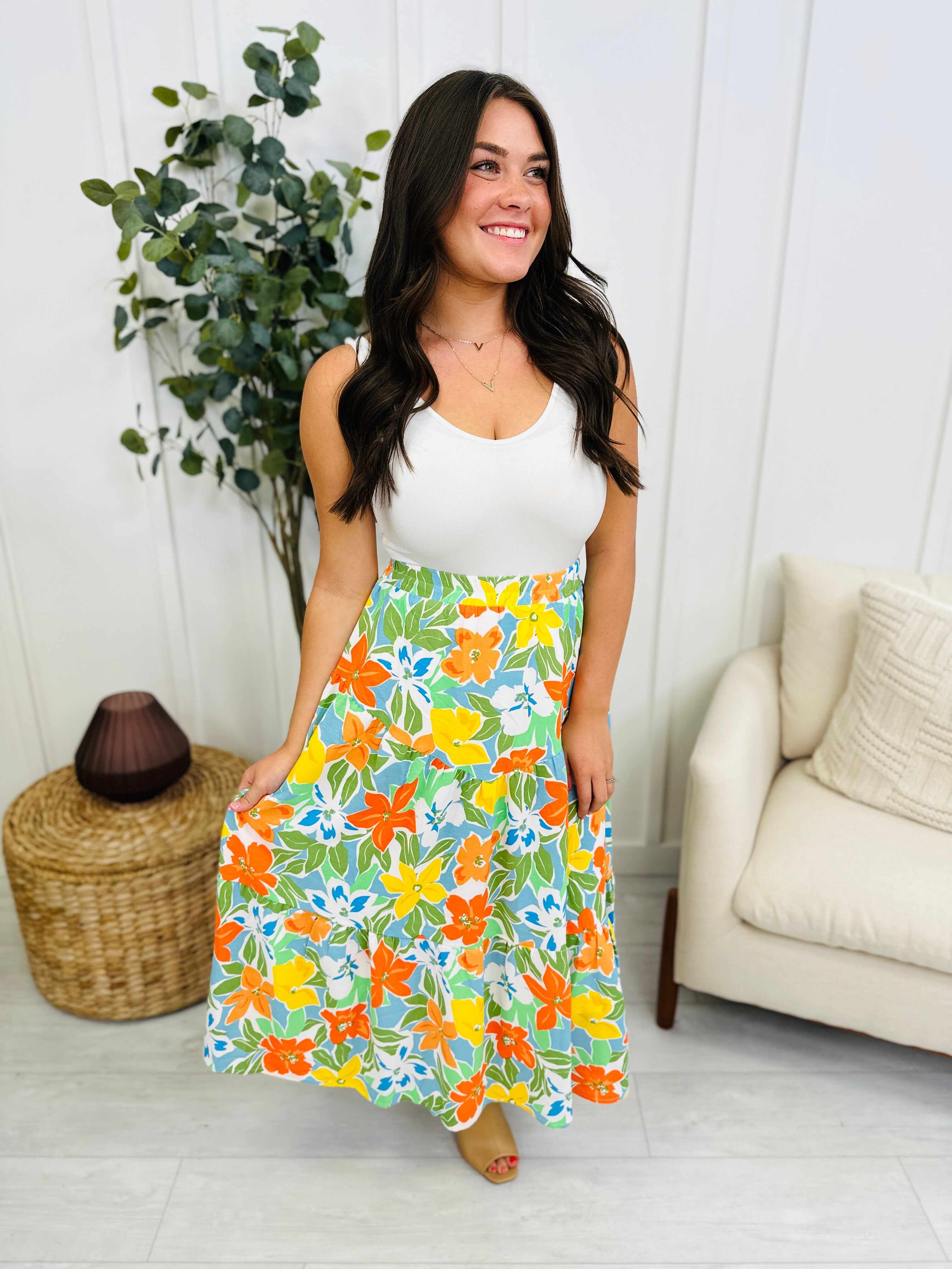REG/CURVY We Run This Skirt