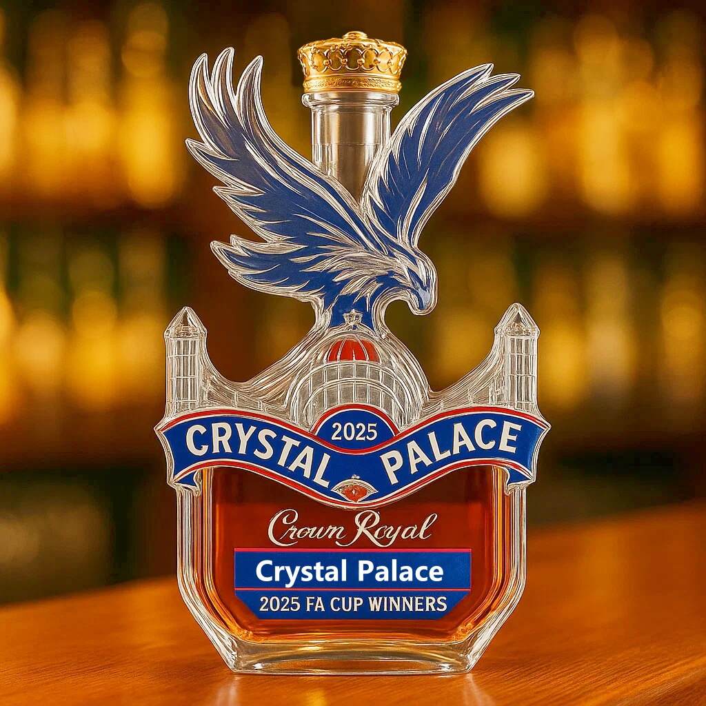 Crystal Palace Whisky Bottle——FA Cup Winners