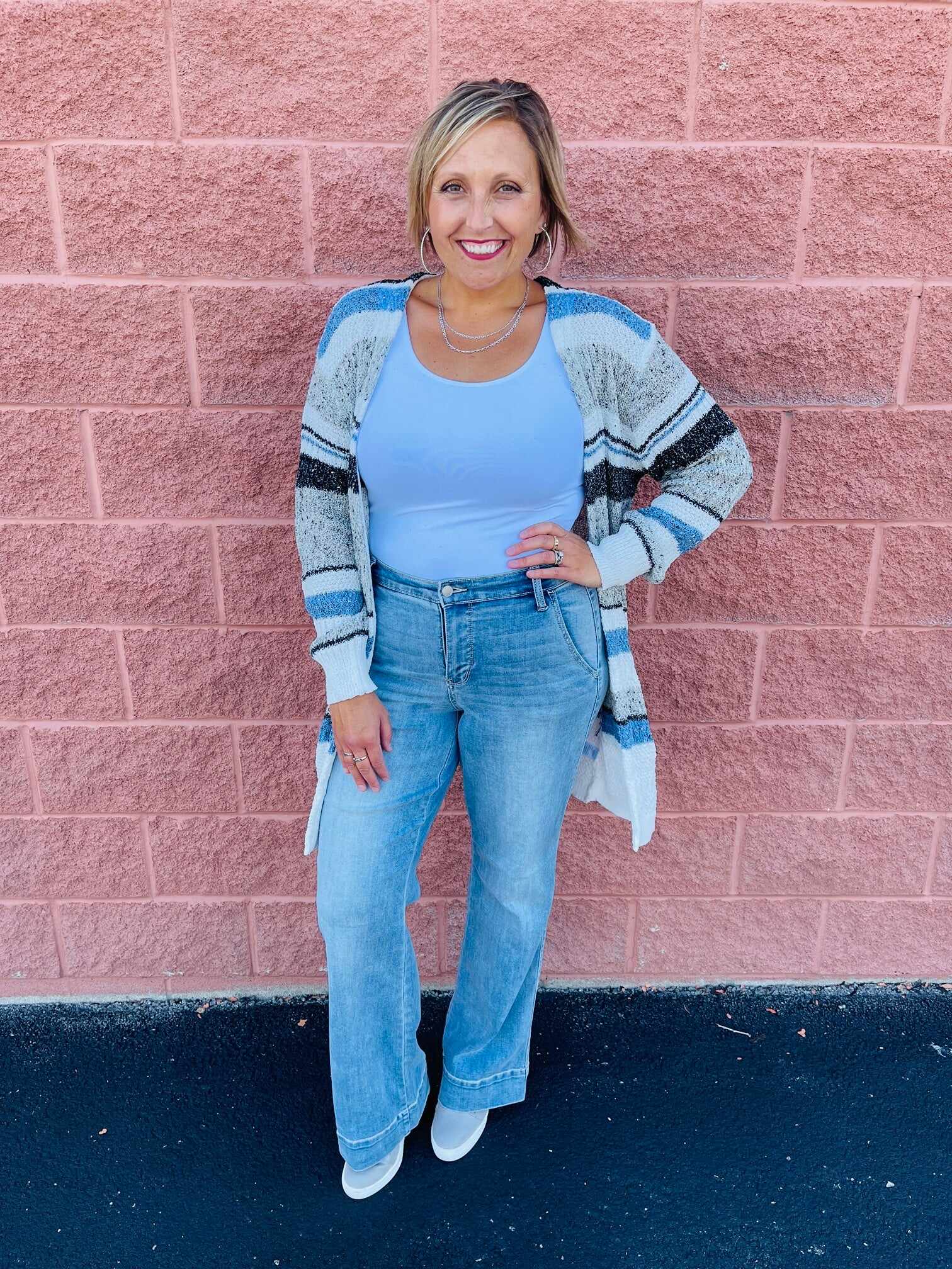 Plus/Reg Do It Again Mid-Rise Wide Leg Jeans