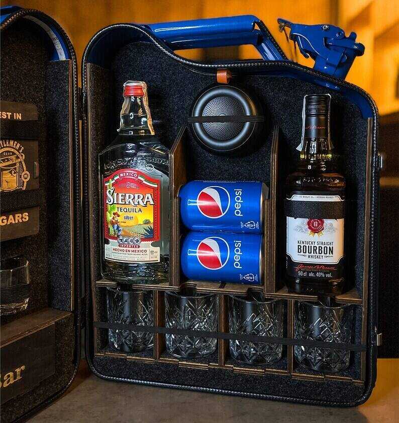 20 L Christmas or New Year Gift Jerry Can Mini Bar, With Bluetooth Speaker, Home Mini Bar, Handmade Bar, Gift For Him, Custom Fuel Bar