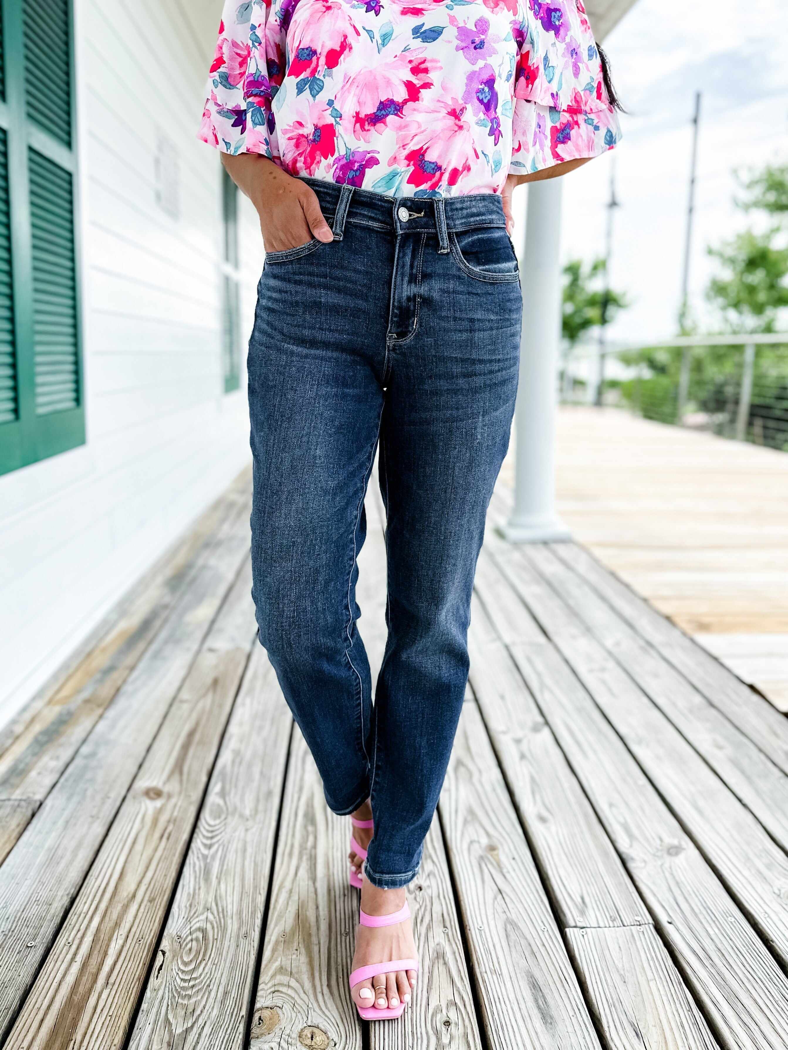 🔥Hot Sales🔥My Favorite Boyfriend Mid Rise Dark Wash Non Distressed Cuffed Boyfriend Jeans