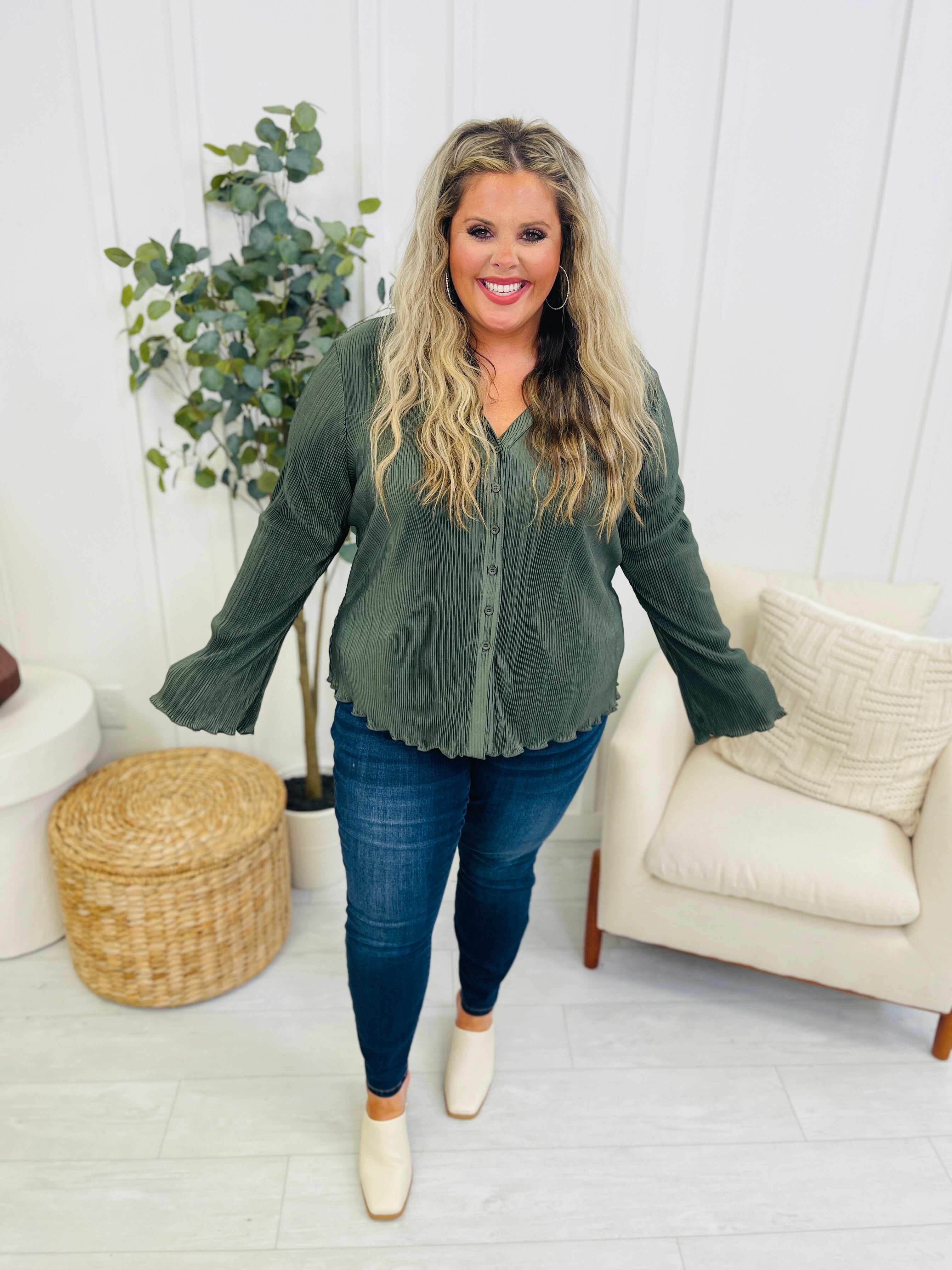 REG/CURVY Set My Heart At Ease Top- Multiple Colors!