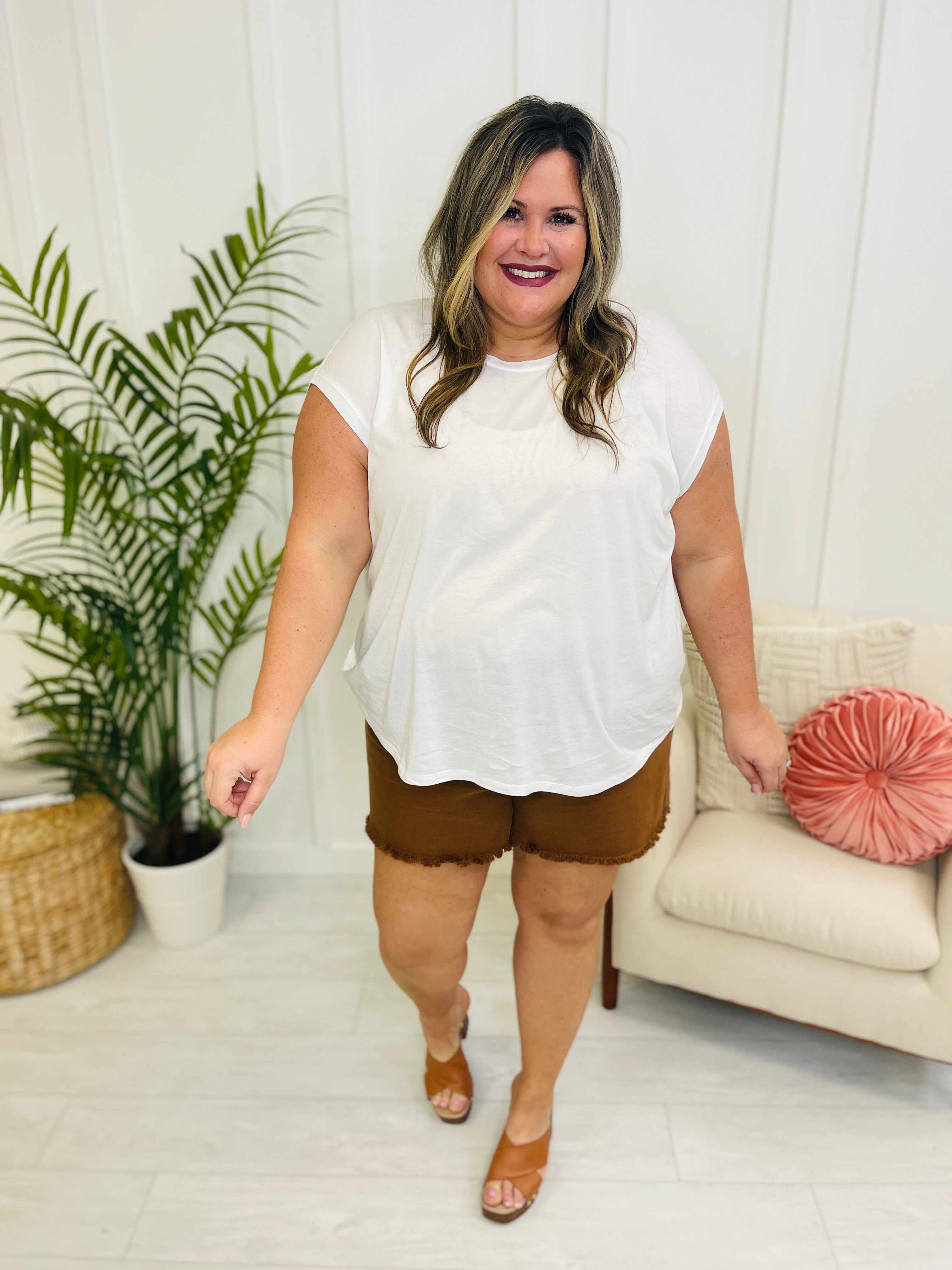 REG/CURVY Brown Eyed Girl Shorts