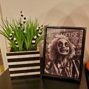 Beetlejuice Sandworm Tails Plant Decoration