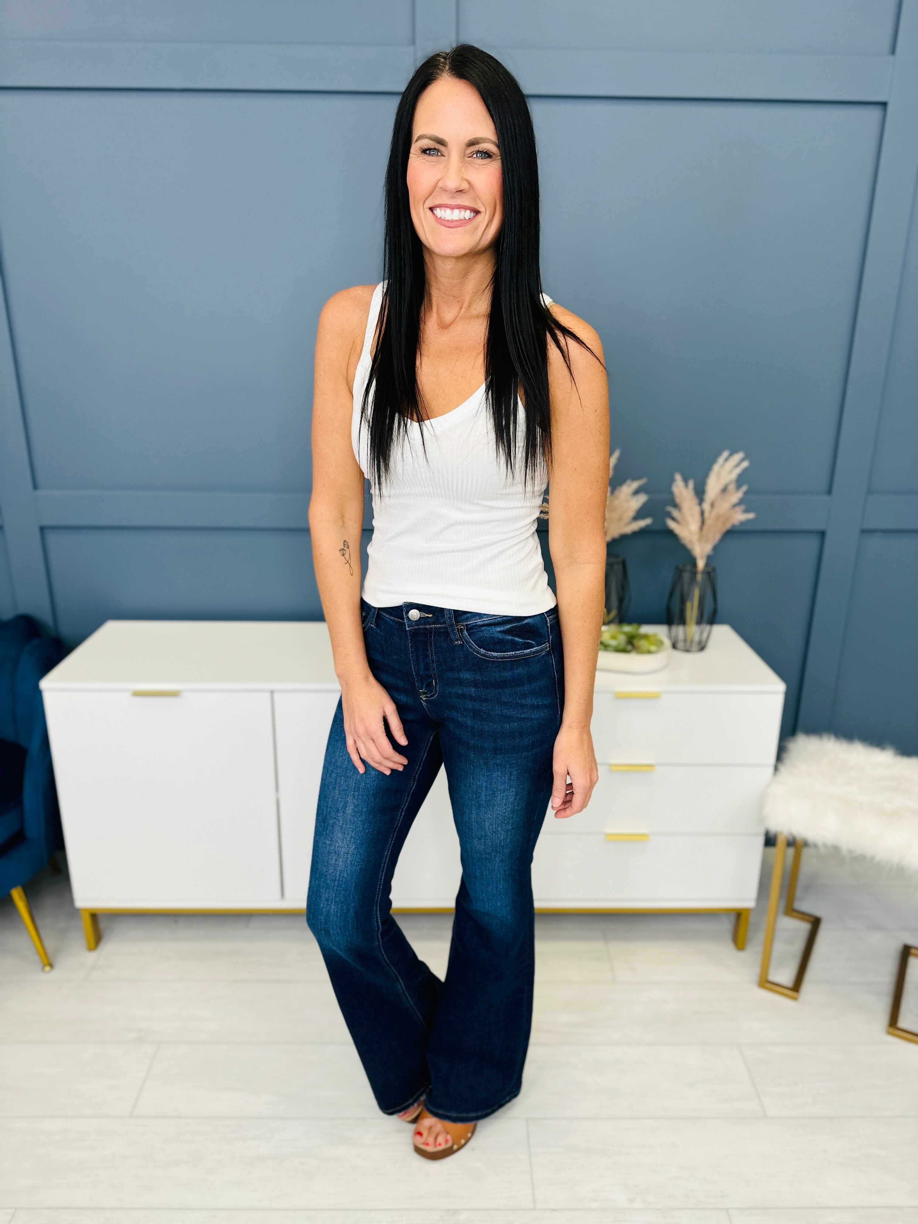 Lovervet REG/CURVY Far Out Flare Jeans