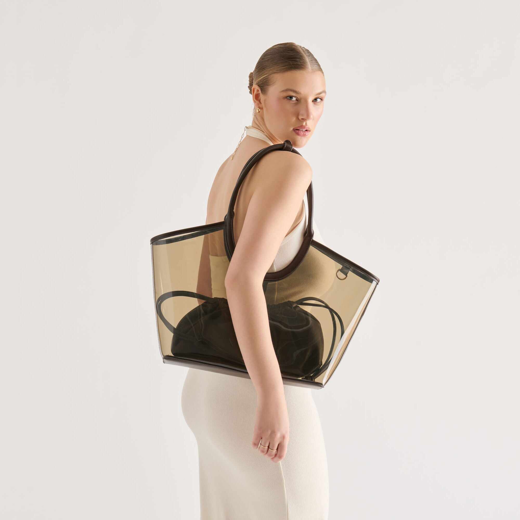 GISELLE TOTE SMOKE JELLY