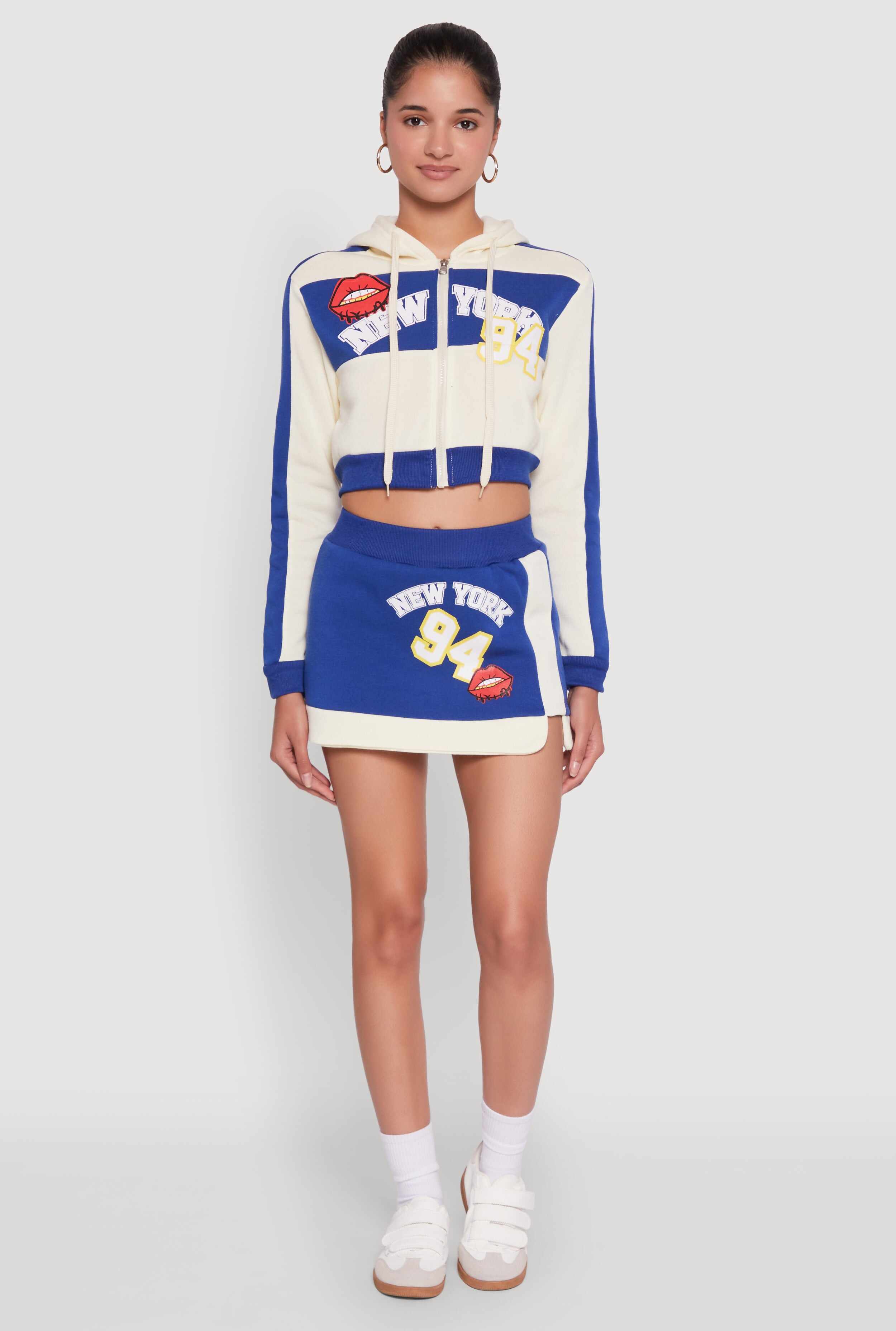 Trendy New York Graphic Cropped Hooded Sweatshirt