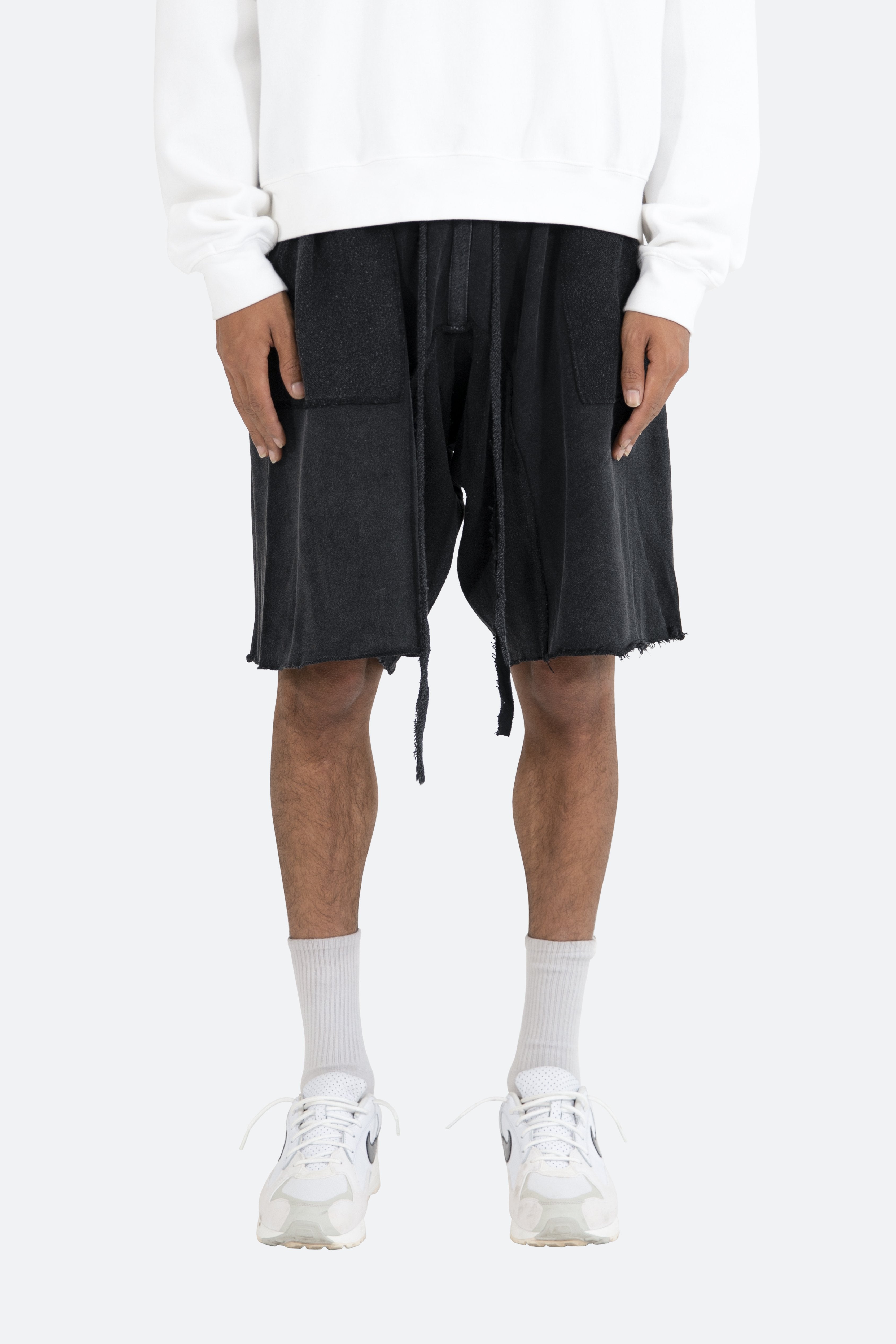 Half Reverse Shorts - Black