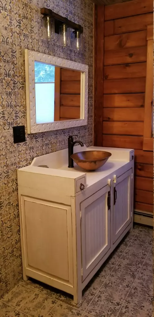 Gwenn Farmhouse Vanity