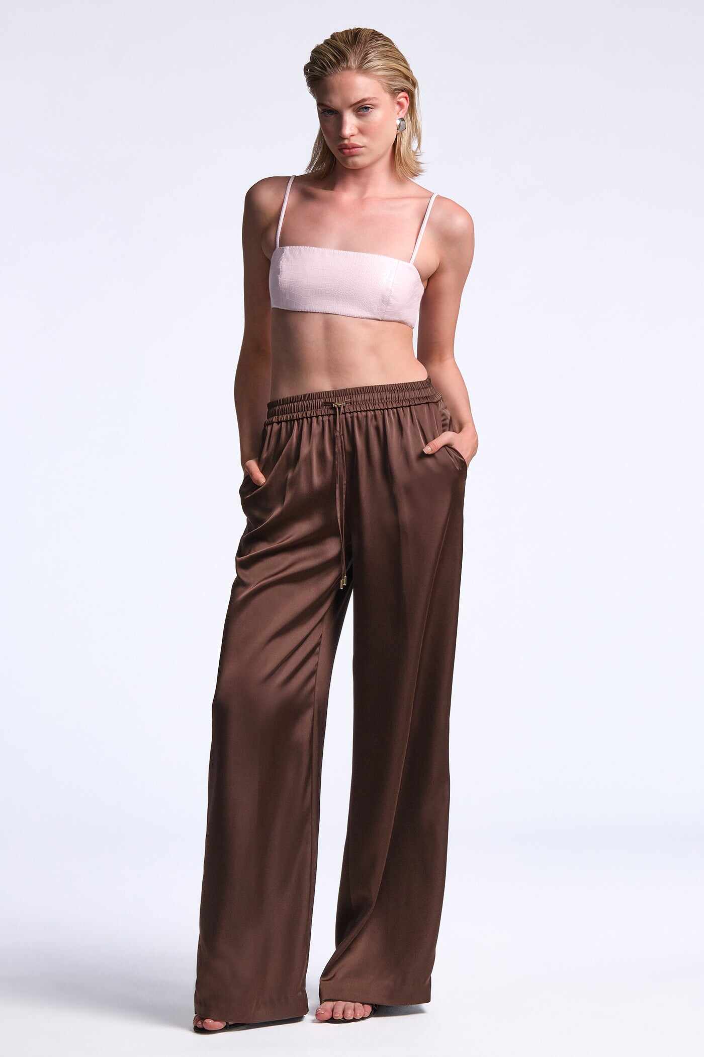 Amara Pant