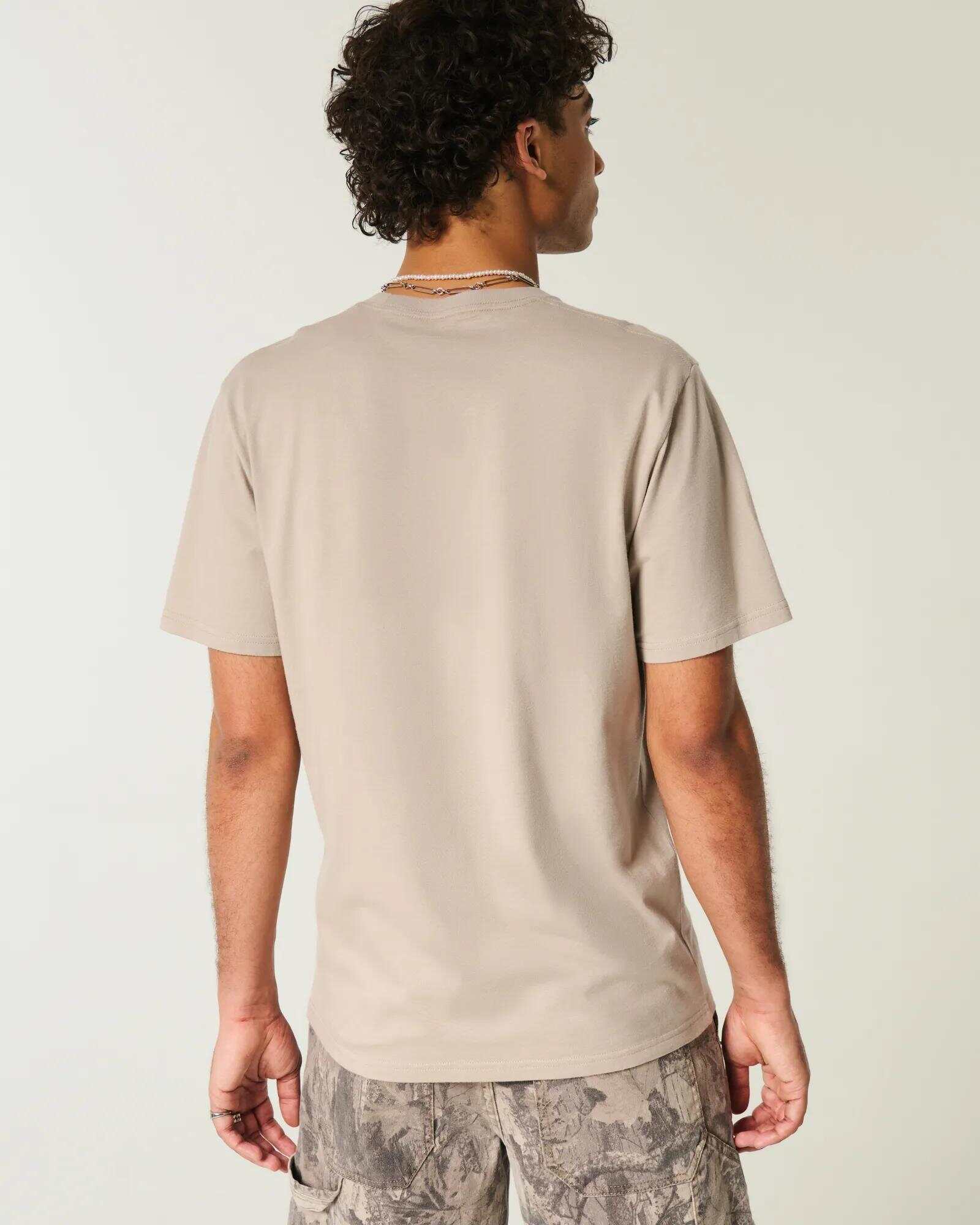 Classic Fit T-Shirt