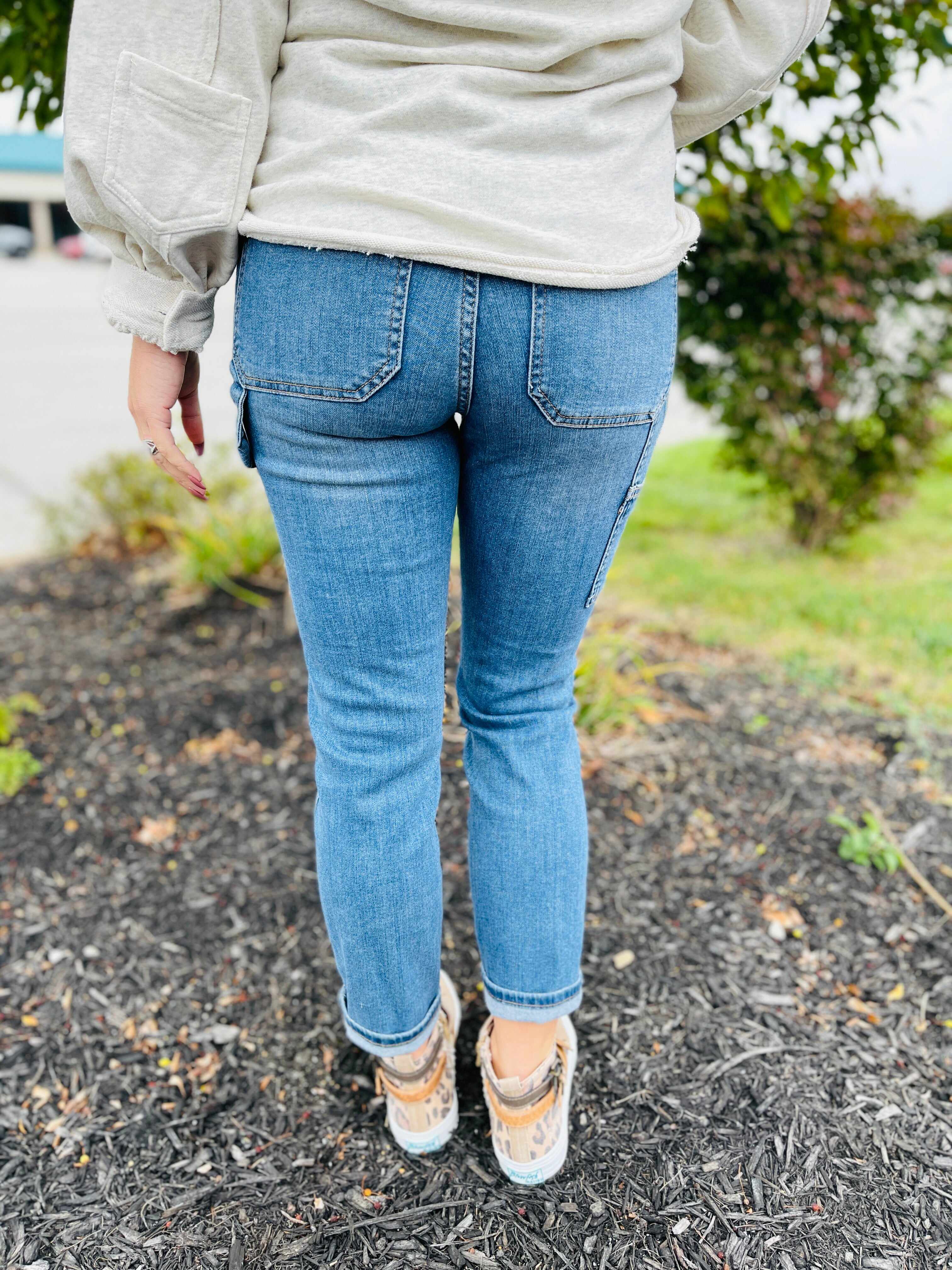 Plus/Reg Saved By The Bell Slim Fit Jeans