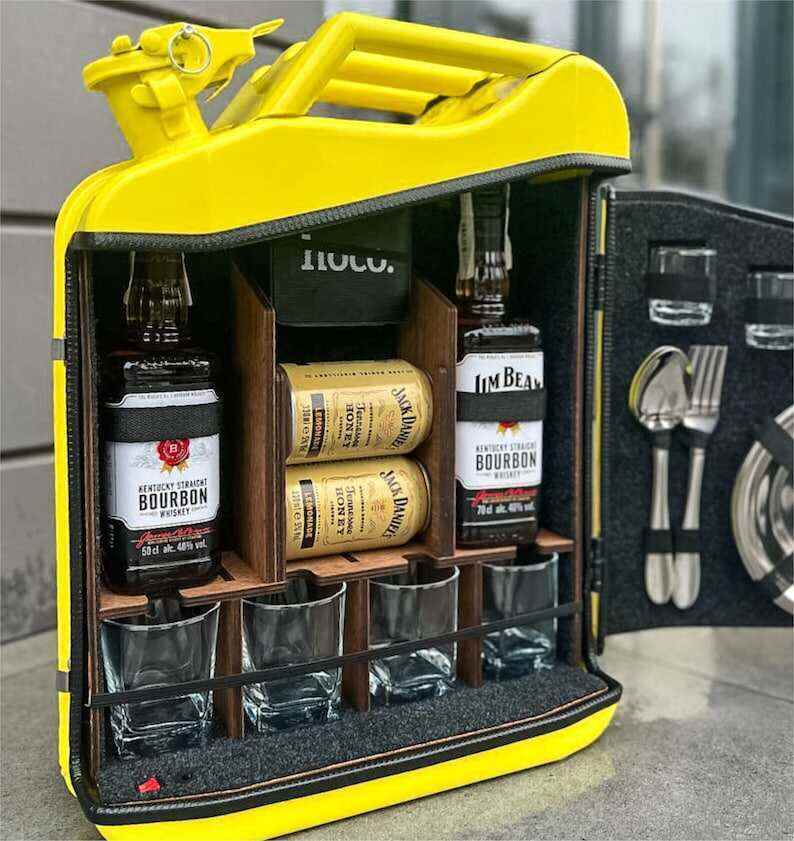 20 L Yellow Jerry Can Mini Bar, Metal Mini Bar With Wood Inside With Picnic Set, Custom Fuel Bar, Canister Bar Jerry Can, Gift For Him