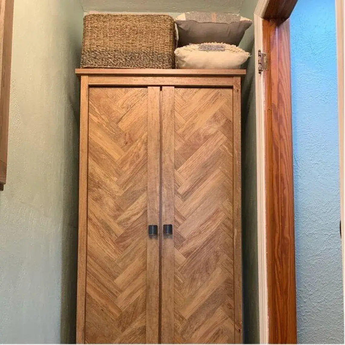 Wood Armoire, Rustic Armoires & Wardrobes, Closet Organizers, Bedroom Storage Solutions, Clothing Storage Cabine