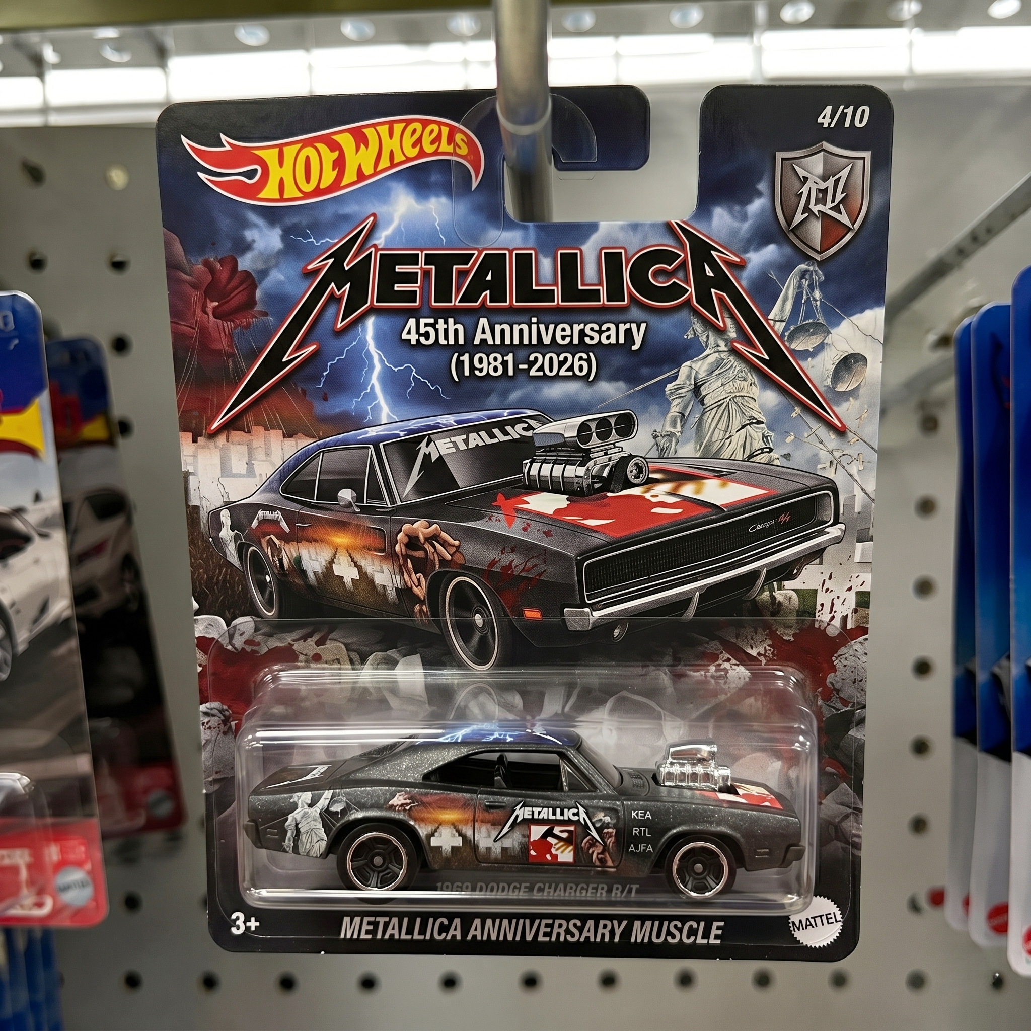 Hot Wheels Metallica 45th Anniversary Commemorative 1980s Touring Van Model