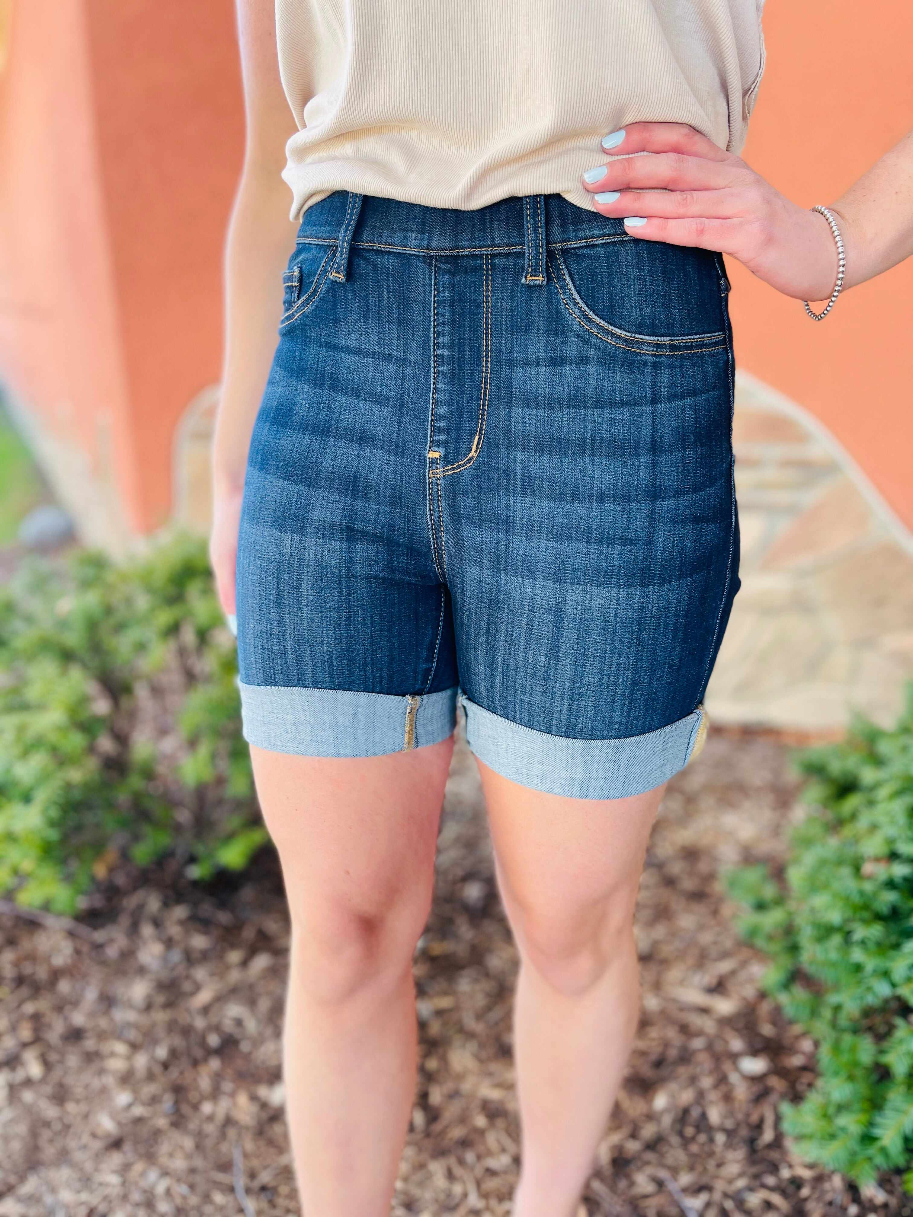 REG/CURVY High Gear Pull On Biker Shorts