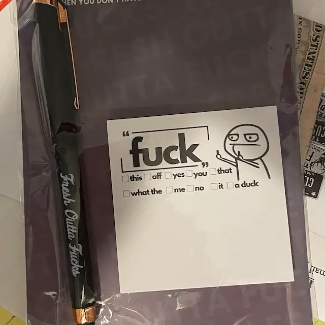 WACKY PAD AND PEN - SNARKY GIFT🎁