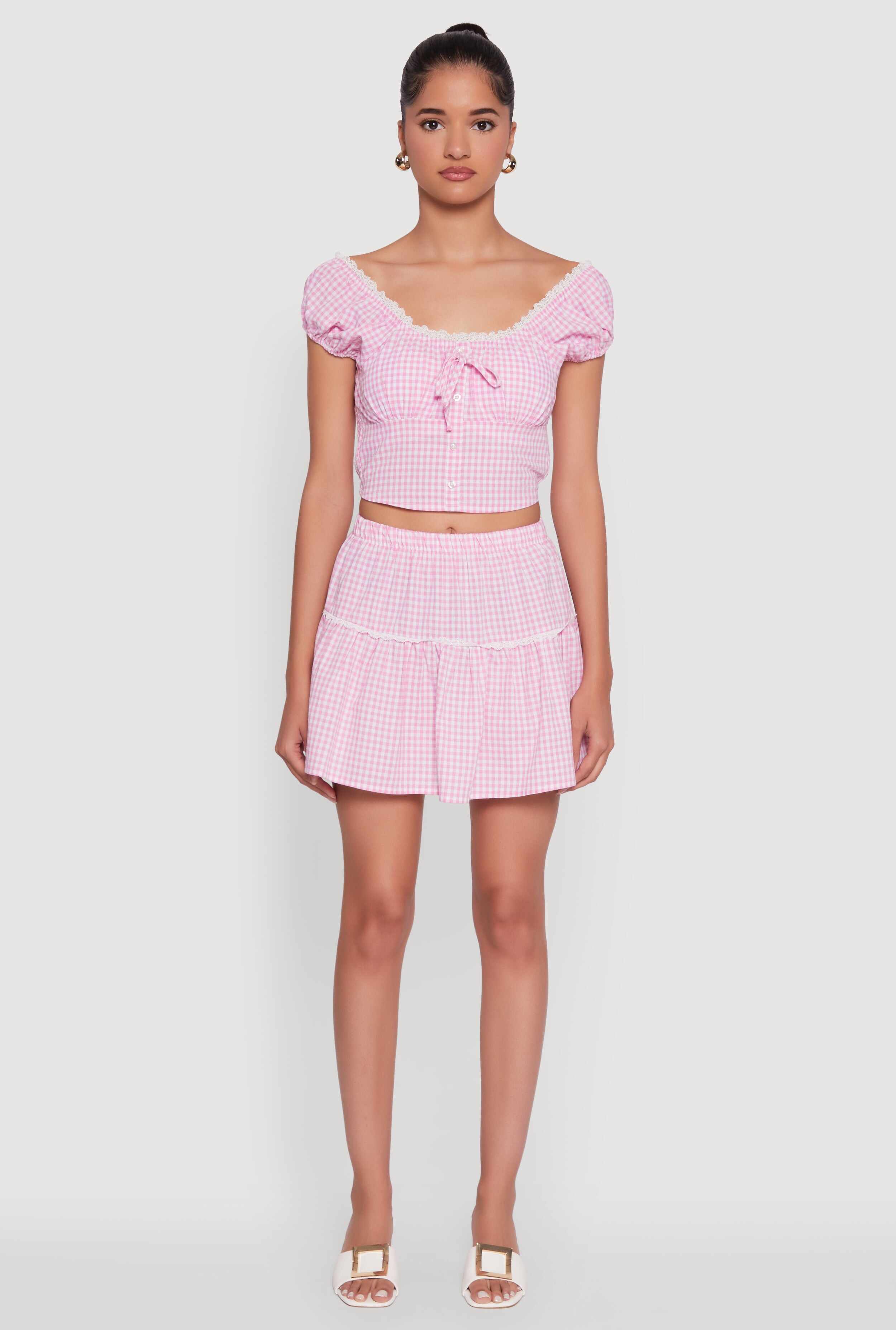Lace Detail Gingham Puff Sleeve Crop Top