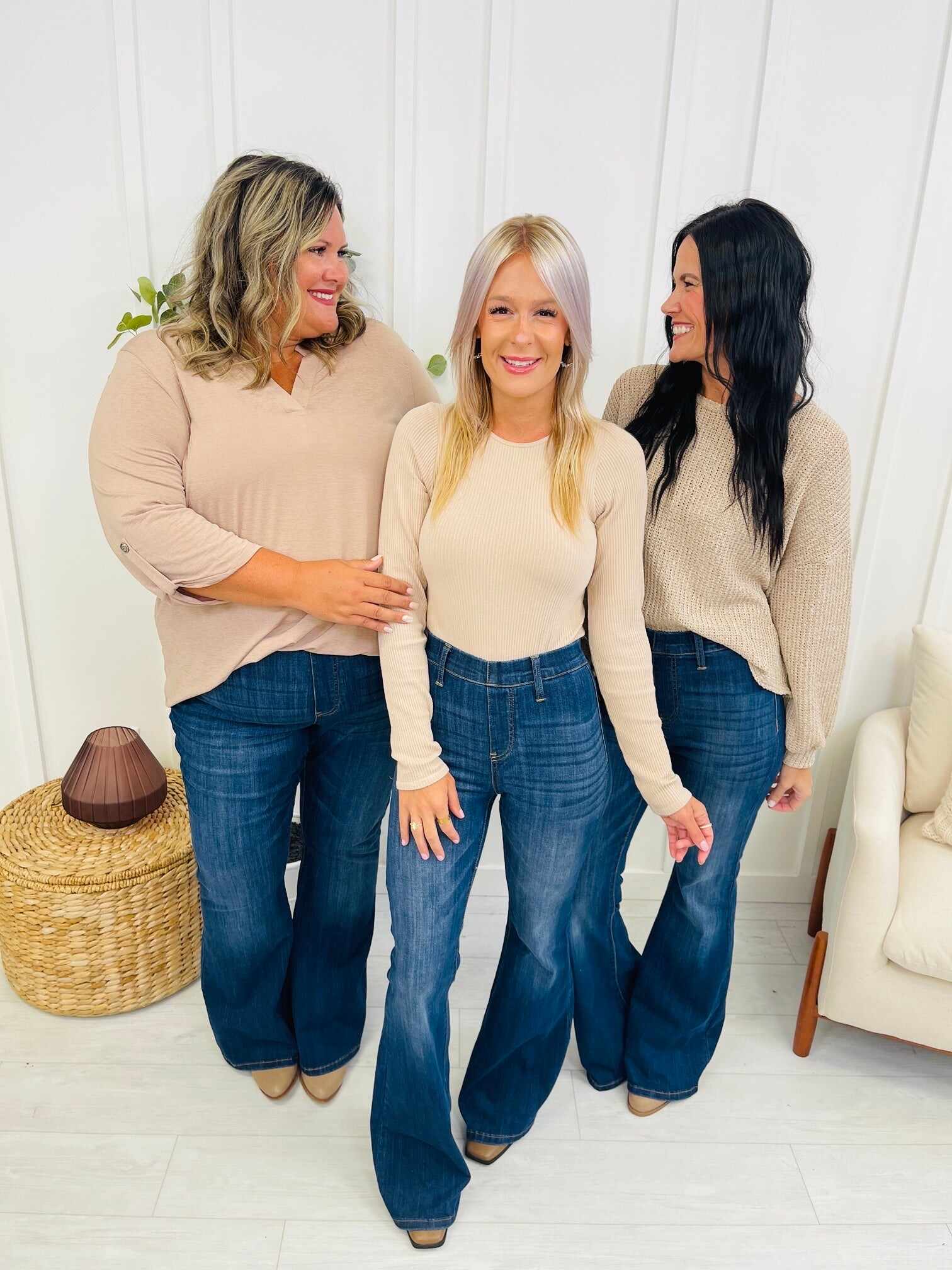 REG/CURVY Dream On Pull On Flare Jeans