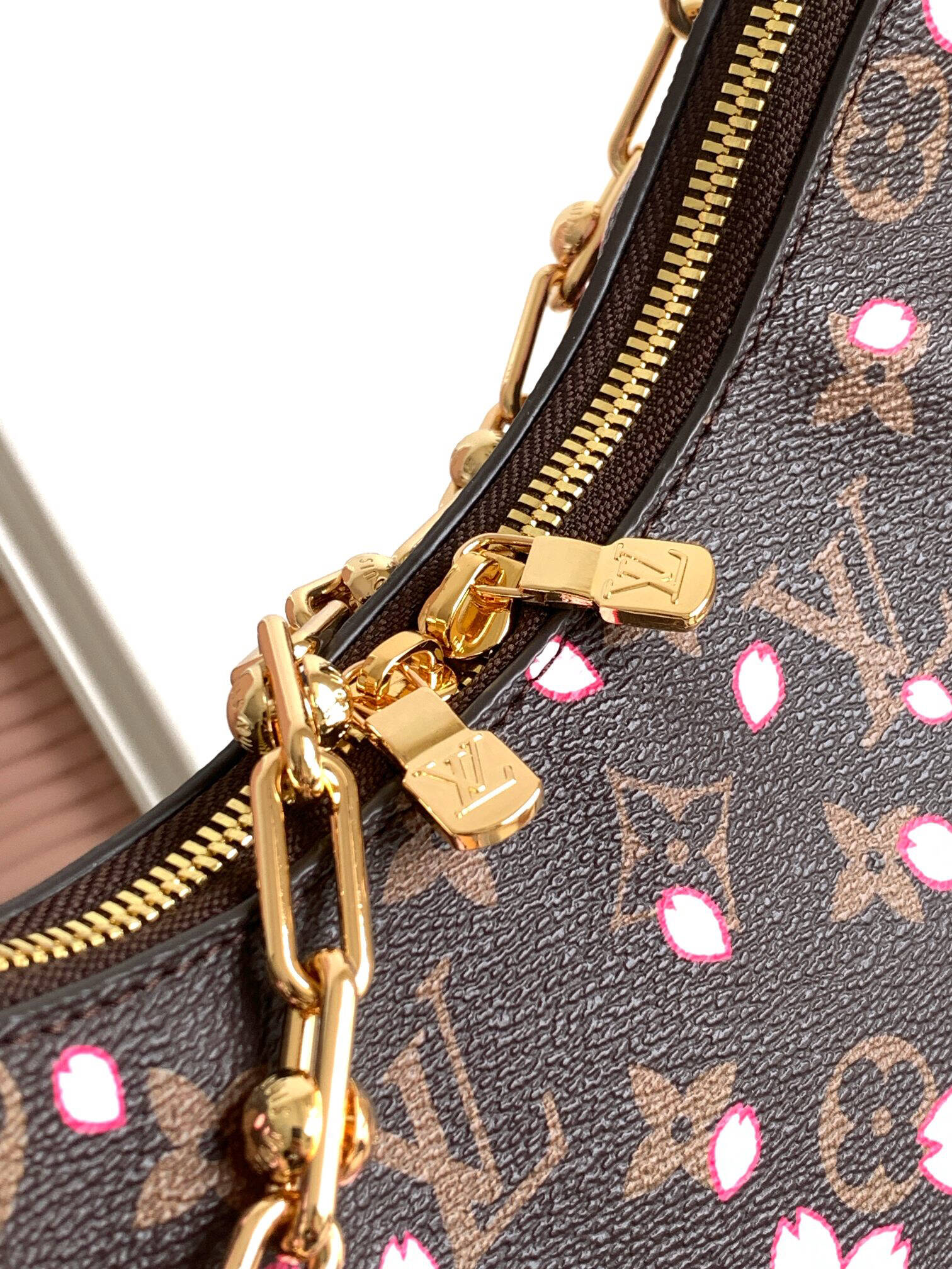 CH 2026 FLORAL CHAIN HOBO BROWN
