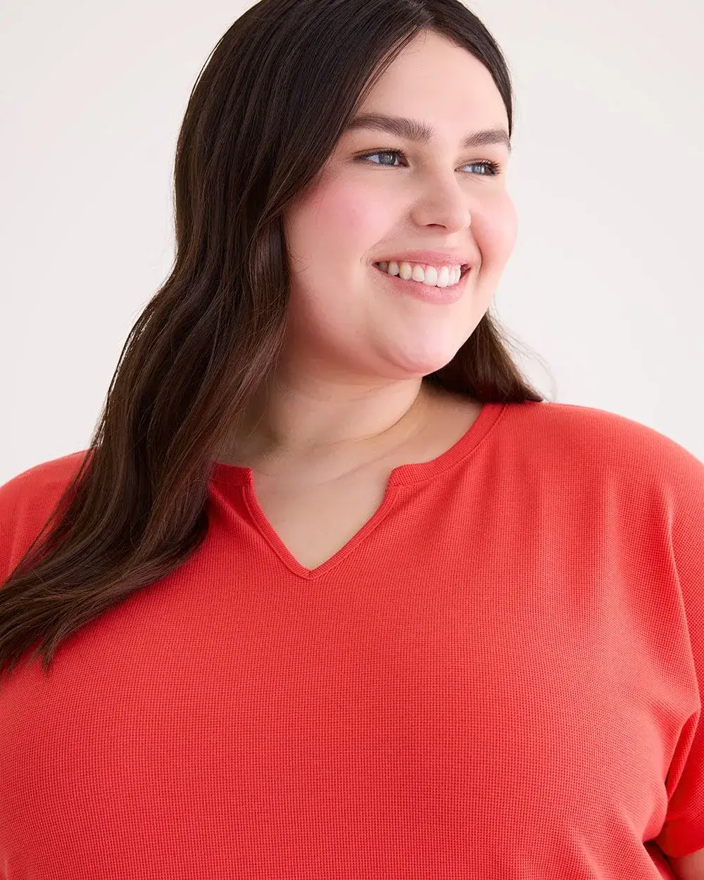Split-Neck T-Shirt - PENN. Essentials