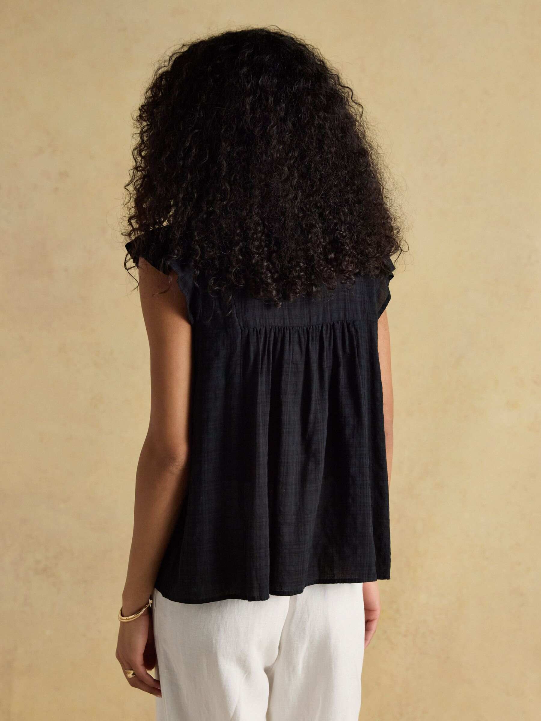 Nolan Black Sleeveless Smocked Blouse