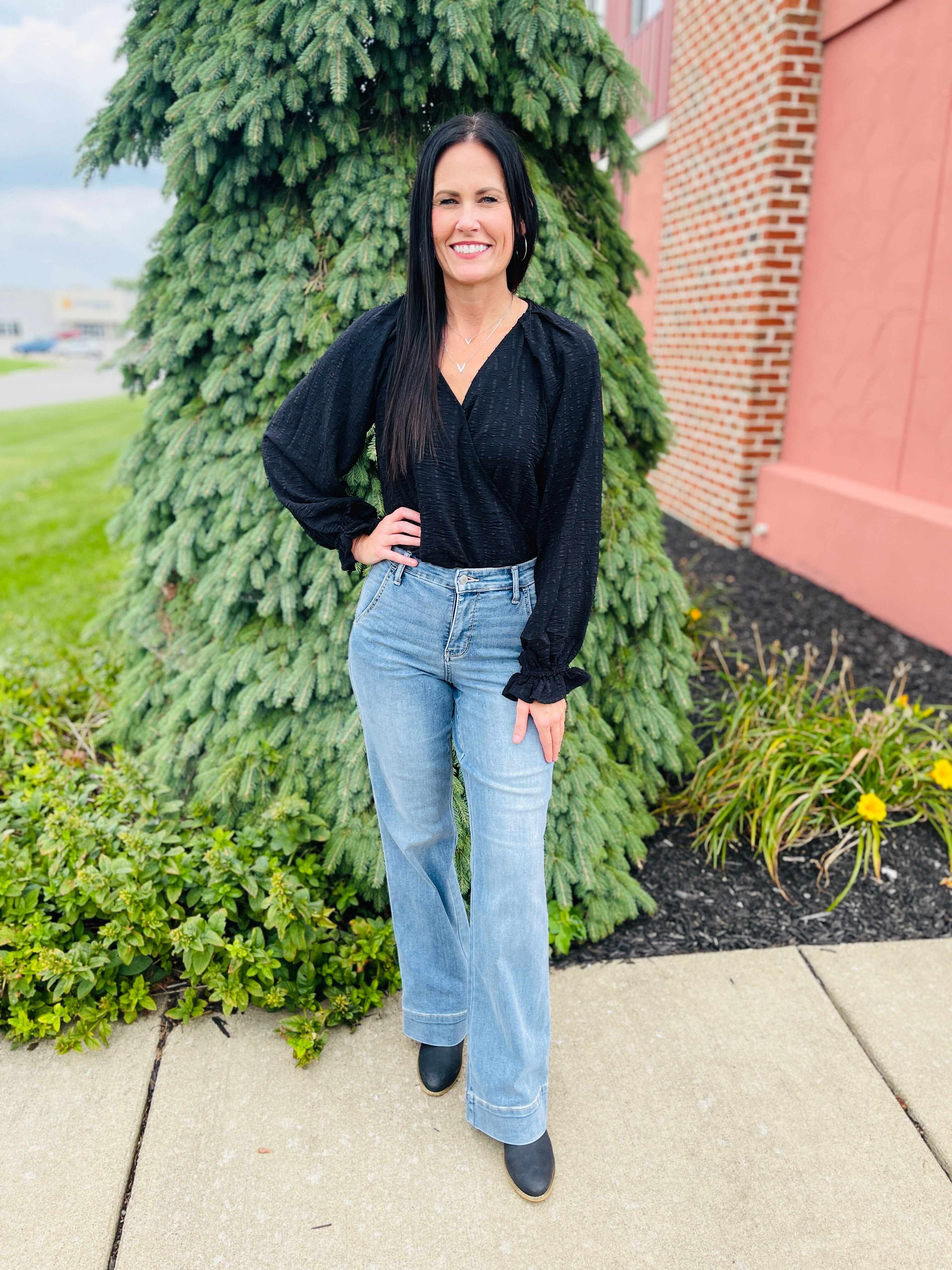 Plus/Reg Do It Again Mid-Rise Wide Leg Jeans