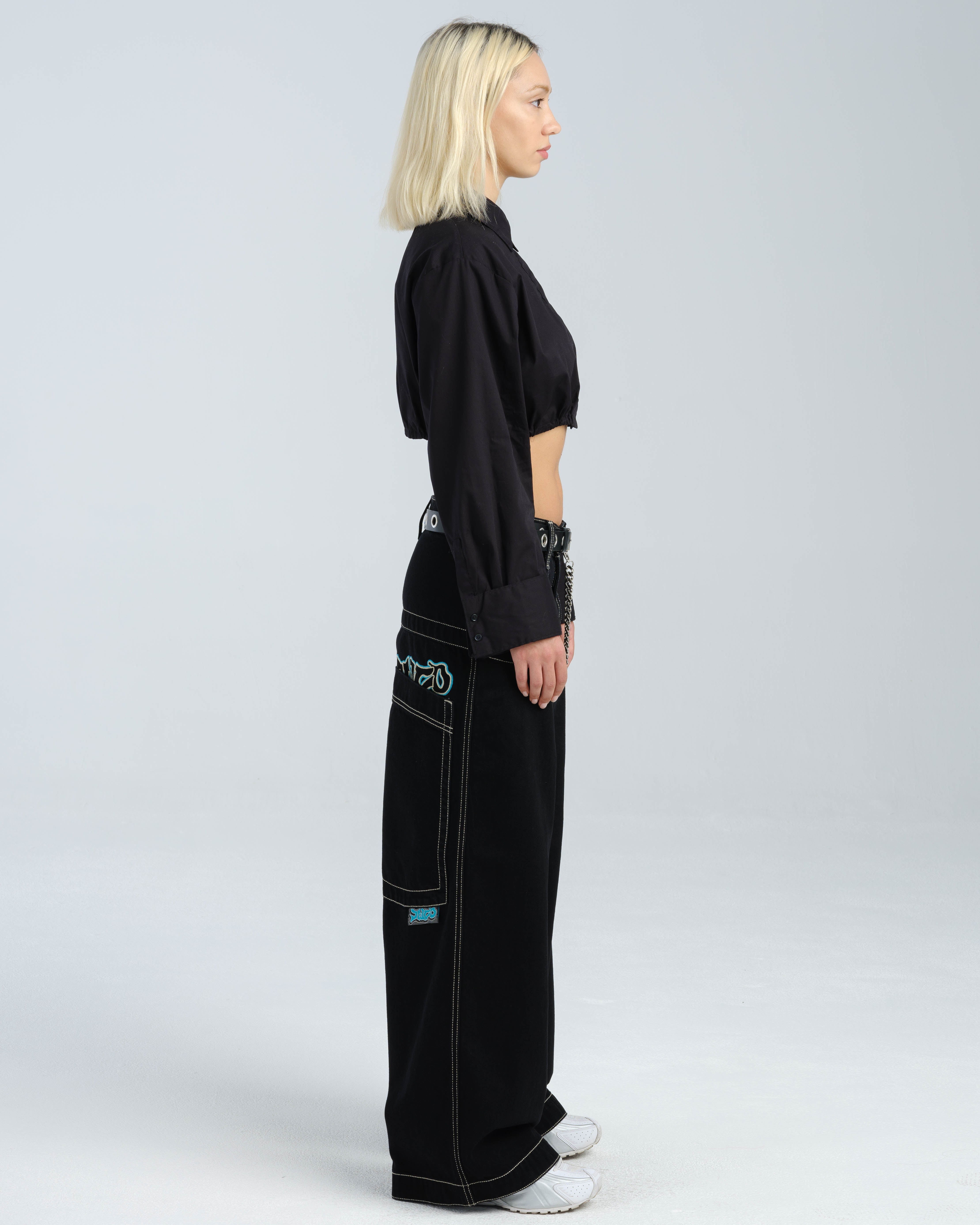 W Artistical Uprising. 26