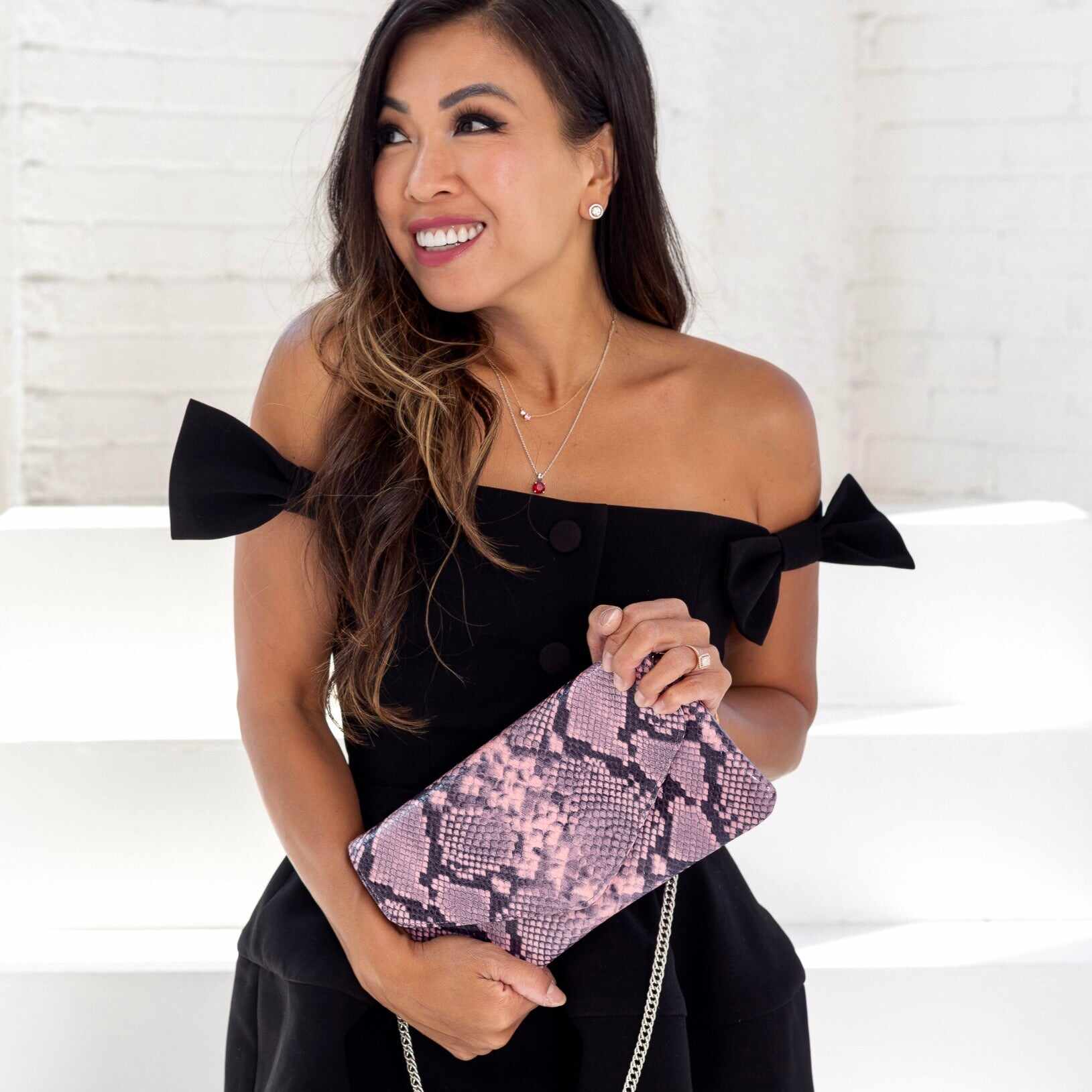 Comodo Envelope Clutch