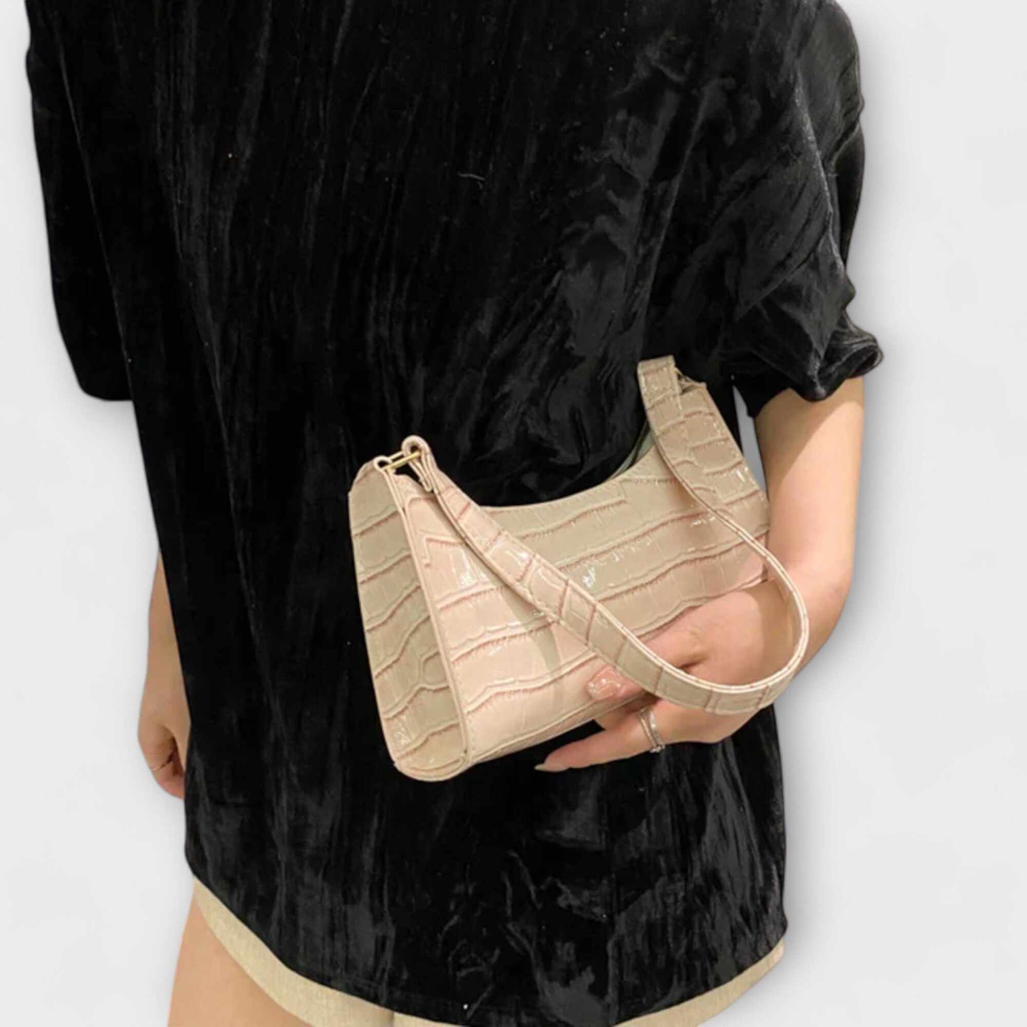 Olivia - Shiny Leather Bag