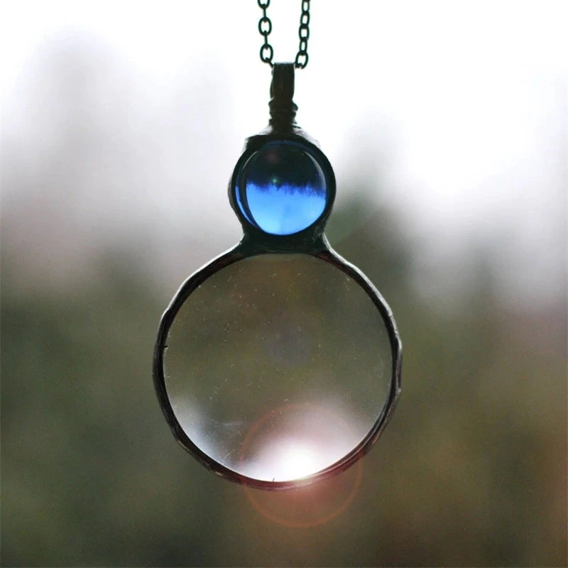 Grands Loupe Pendant Necklace Gift