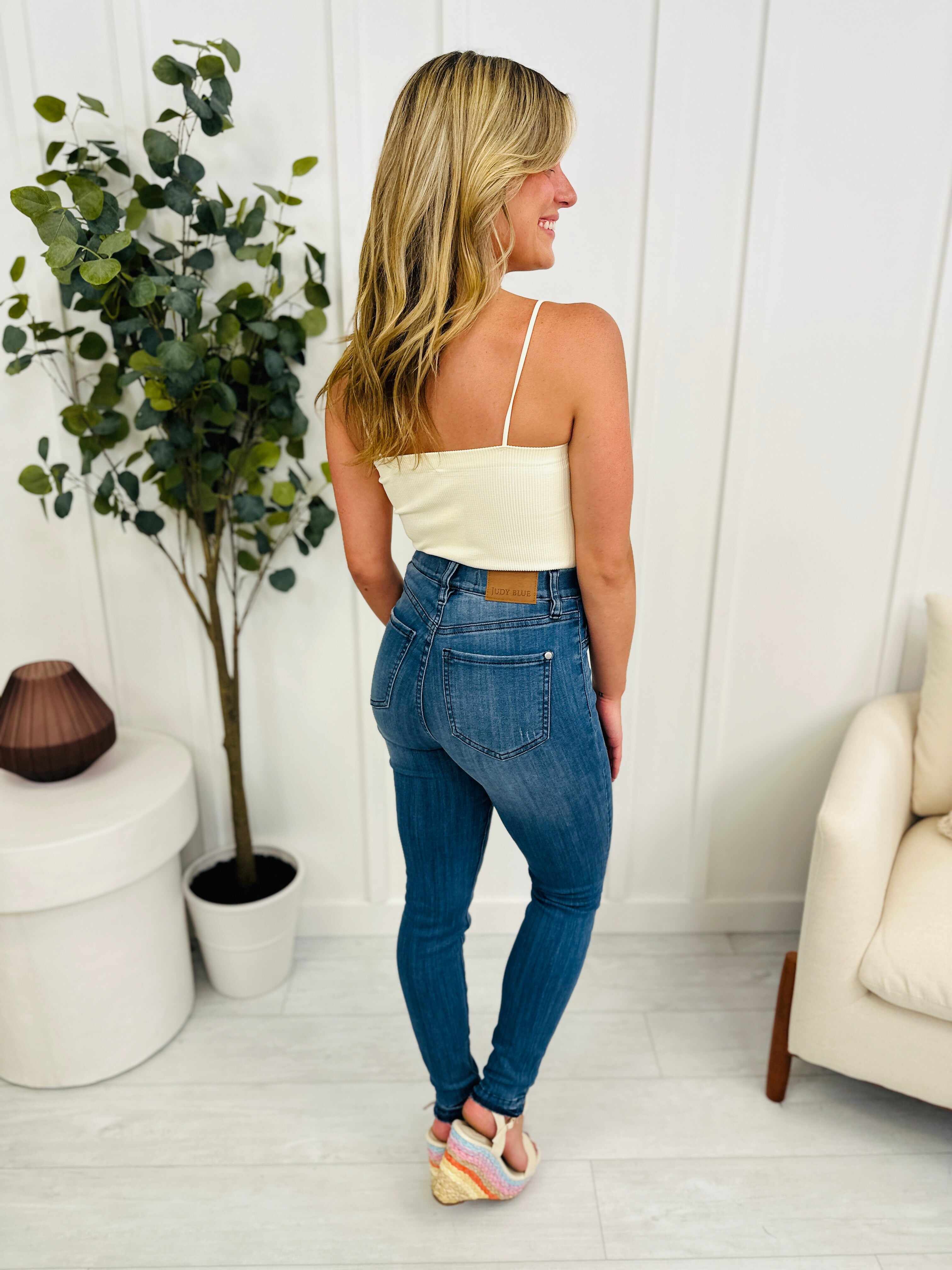 REG/CURVY All I Wanted Pull On Skinny Jeans