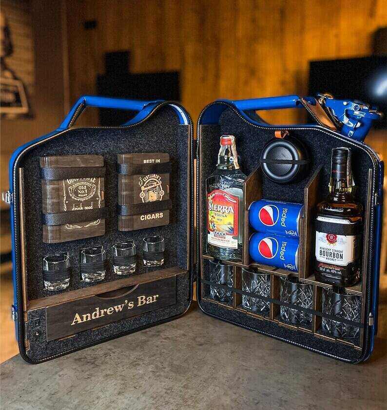 20 L Christmas or New Year Gift Jerry Can Mini Bar, With Bluetooth Speaker, Home Mini Bar, Handmade Bar, Gift For Him, Custom Fuel Bar