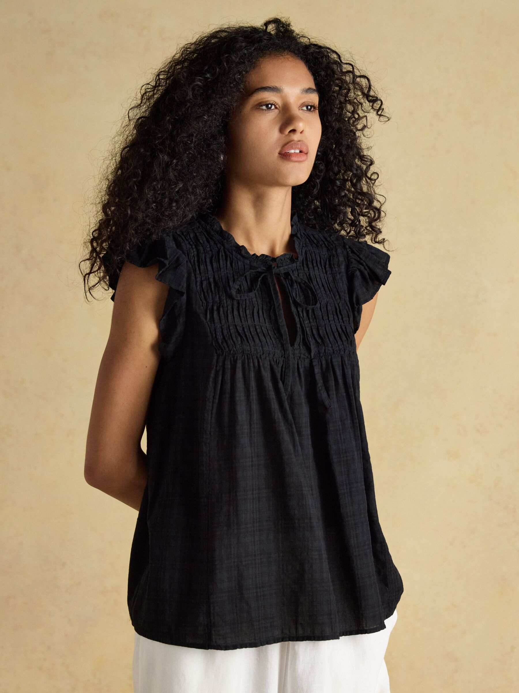 Nolan Black Sleeveless Smocked Blouse