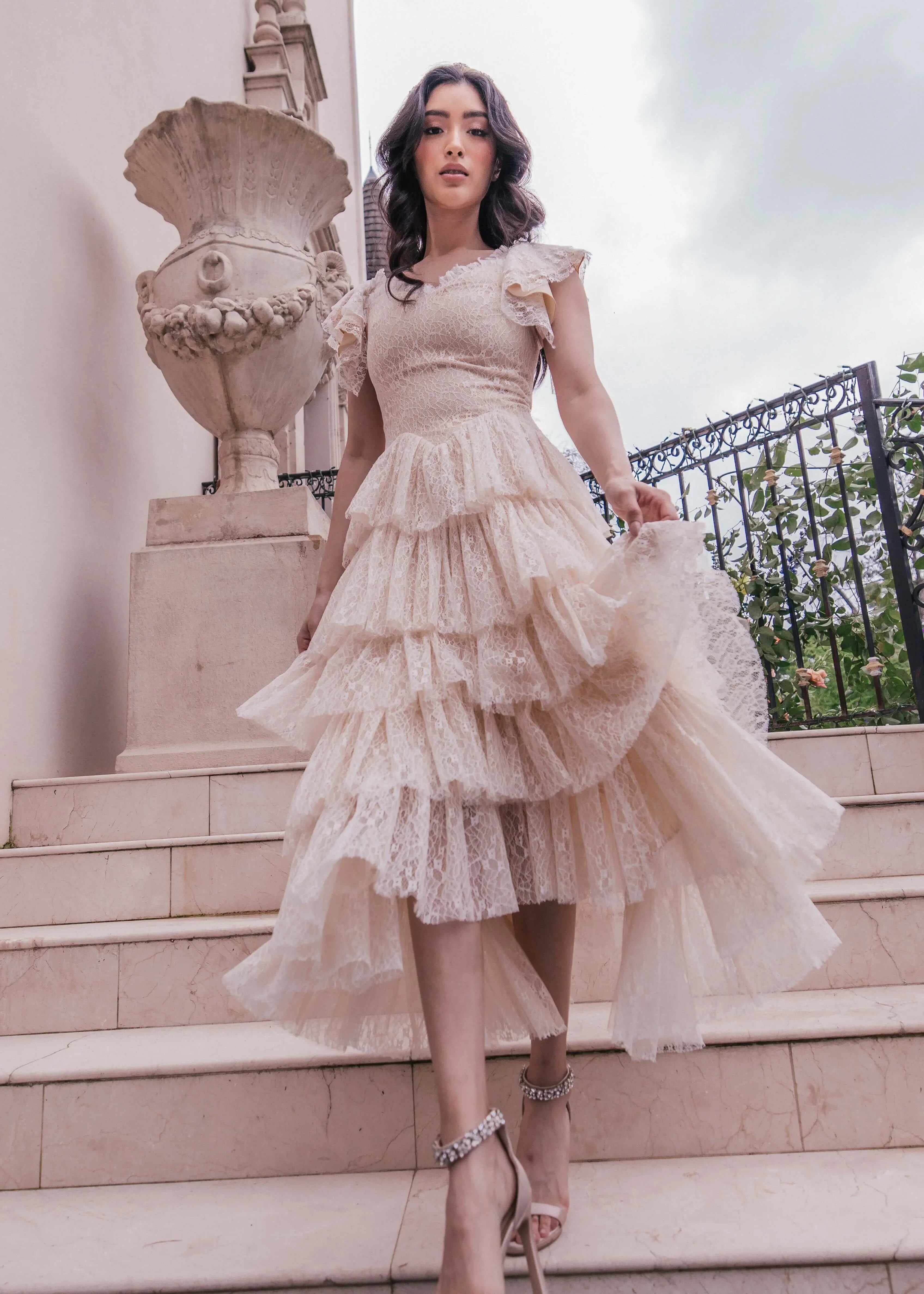 Mia Dress Champagne