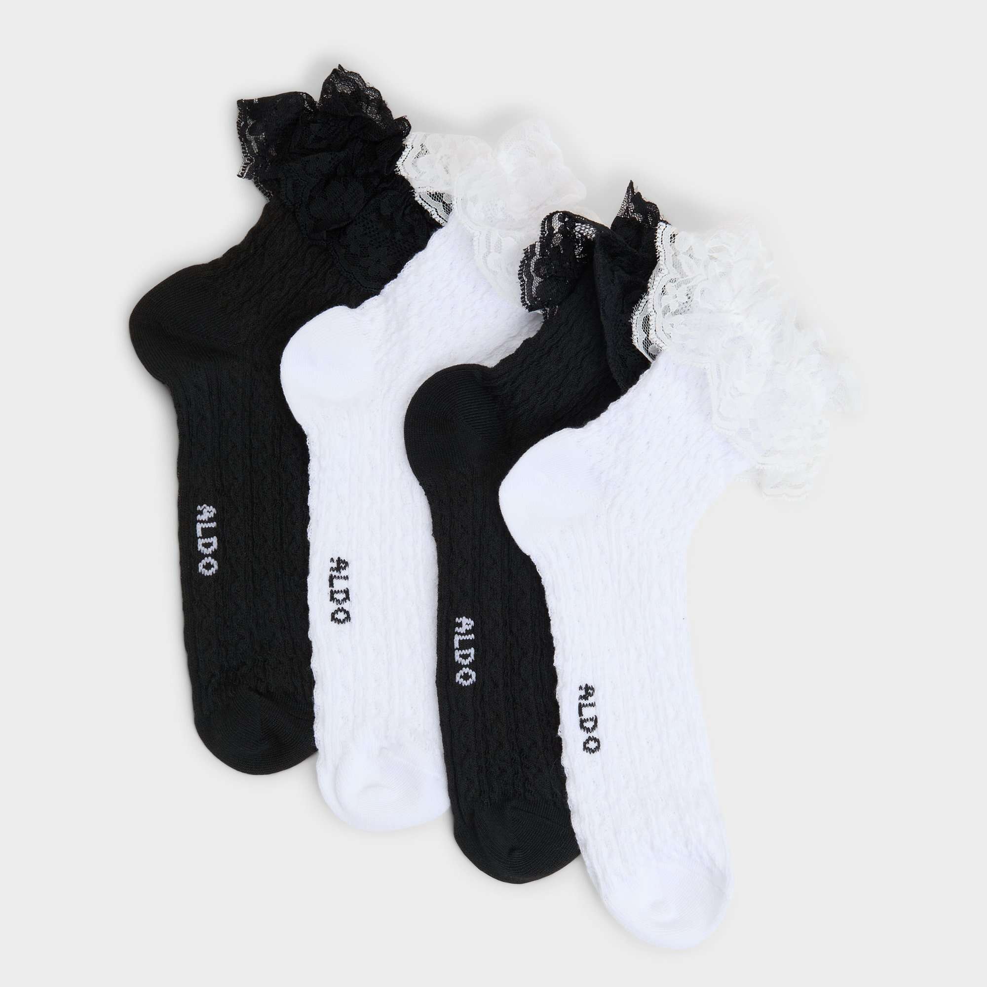Lacefrills