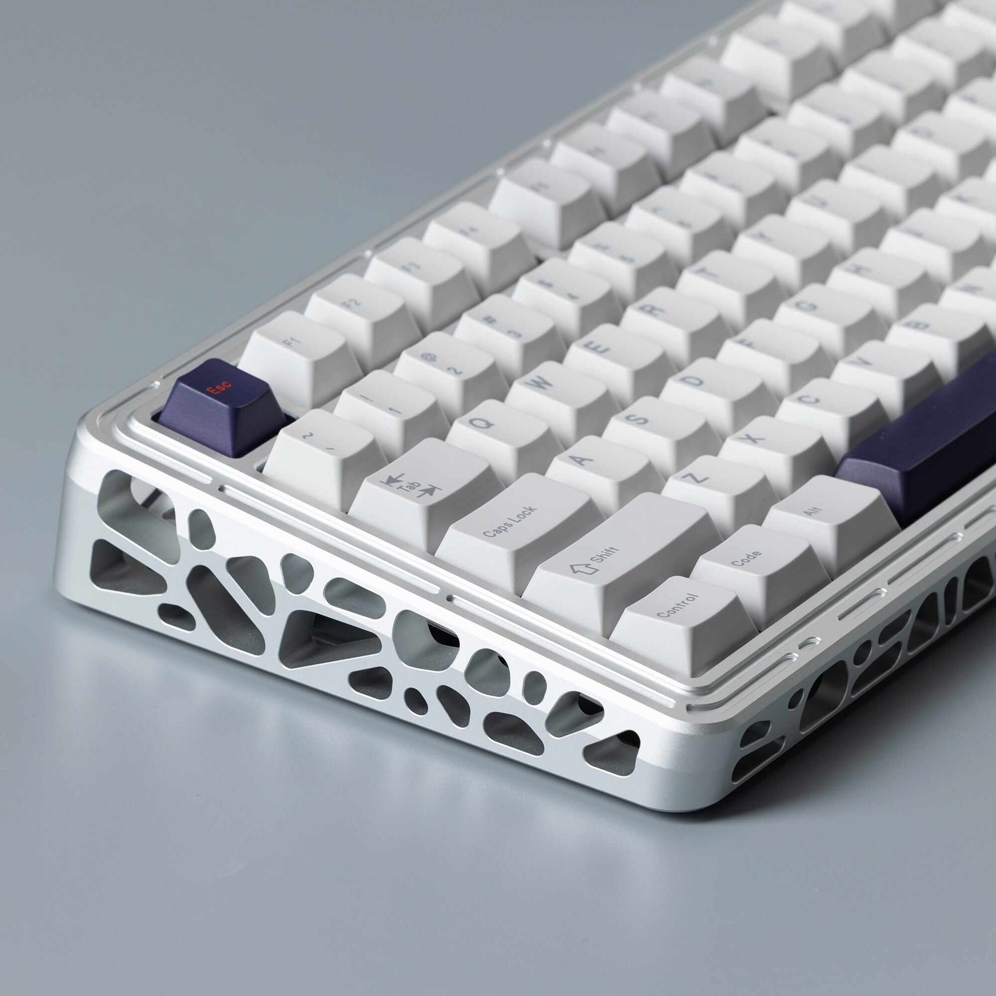 Ready To Use Holy80 Hotswap version with Lucy R2 keycaps