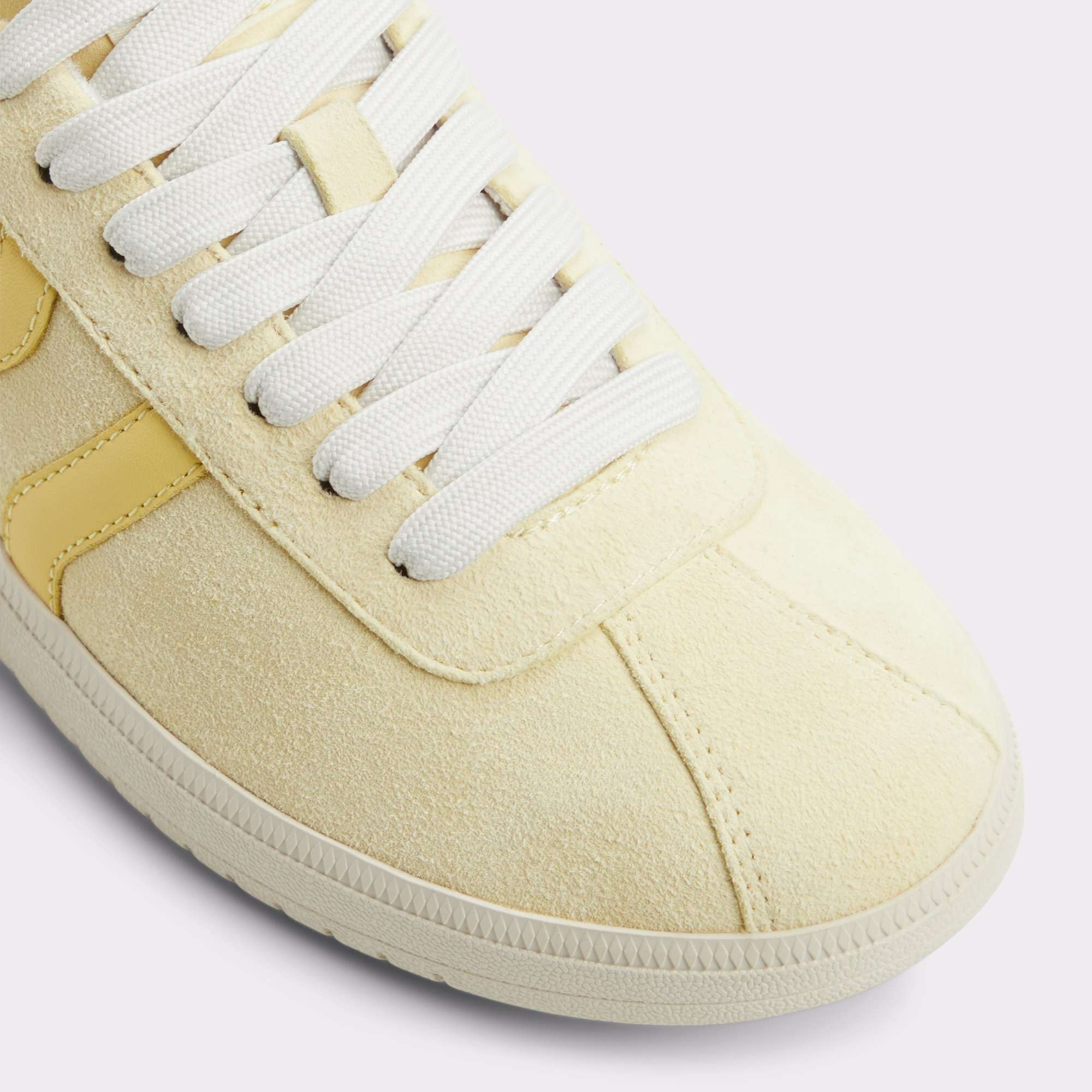 Chicsneaker