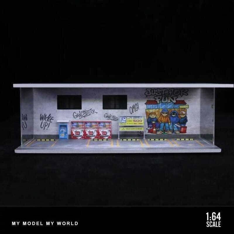 1:64 Scale Urban Graffiti Parking Diorama Display Case – Street Style Scene for Diecast Cars