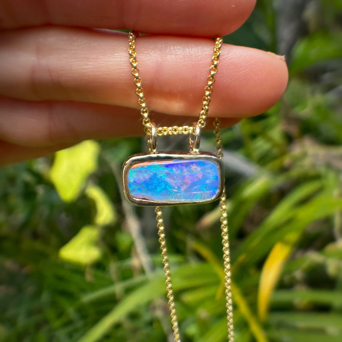 Crystal Pipe Opal Necklace 9ct Gold